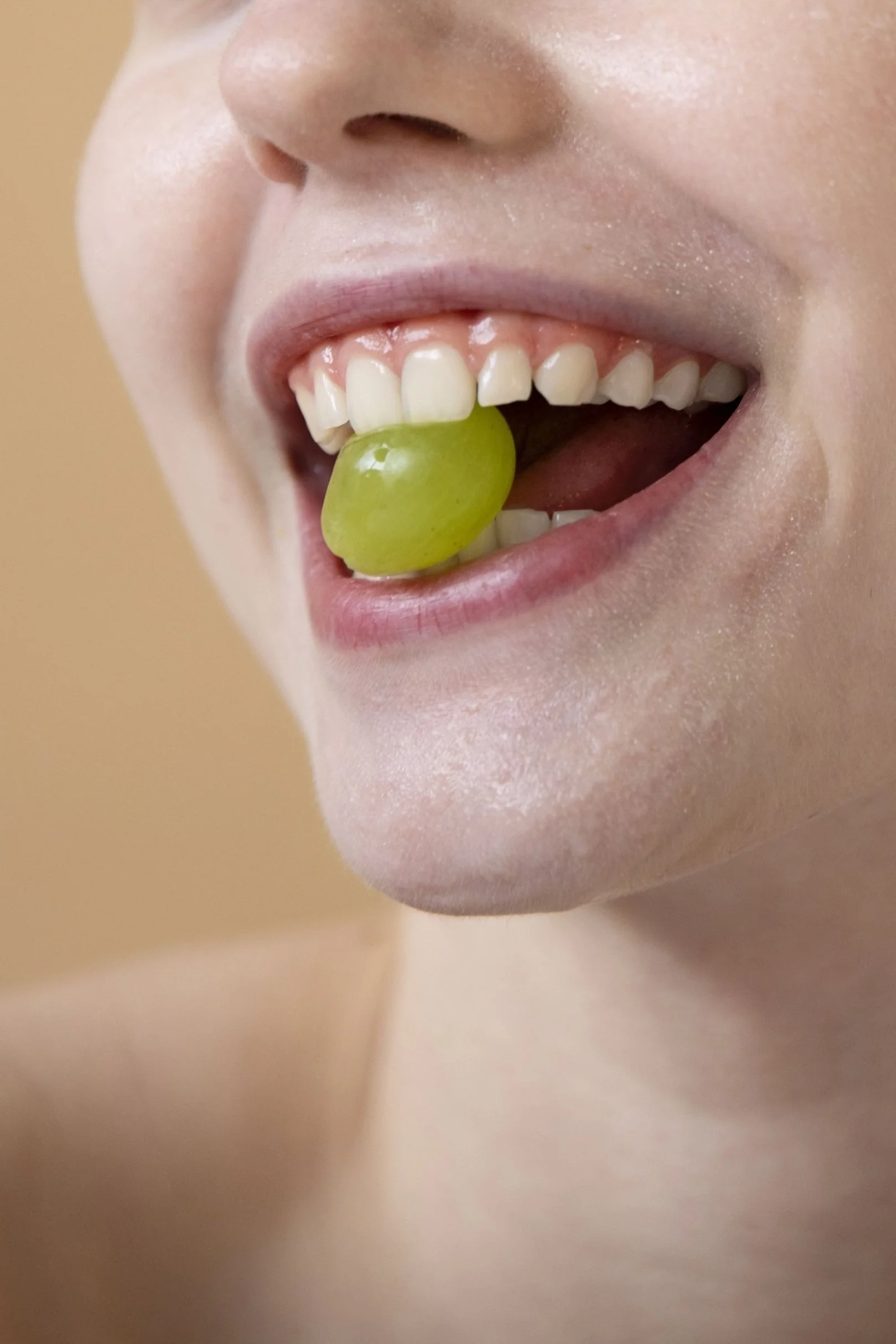 ตัดเหงือกเพิ่มความยาวตัวฟัน Bigmouthten เชียงใหม่