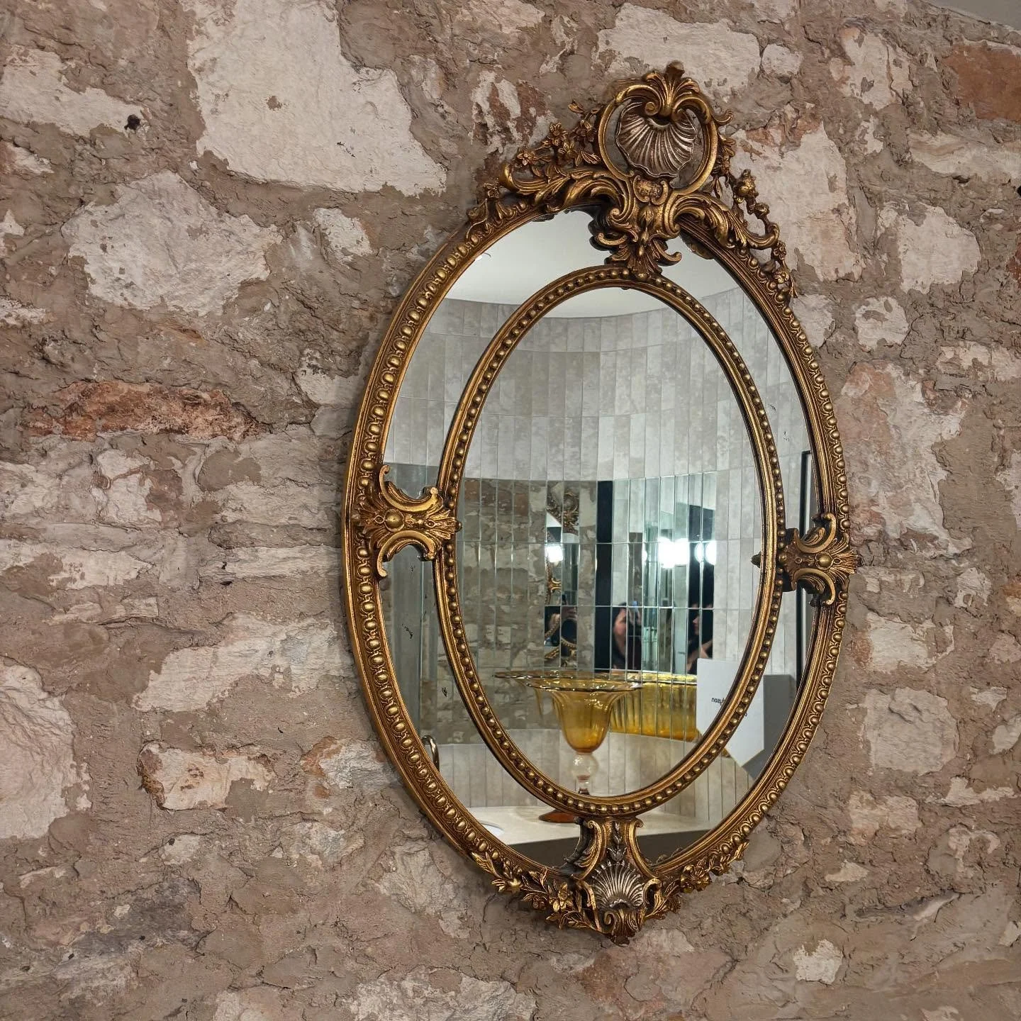 ✨ &ldquo;Mirror, mirror on the wall, who wears the finest jewels of all?&rdquo; #paarithelabel