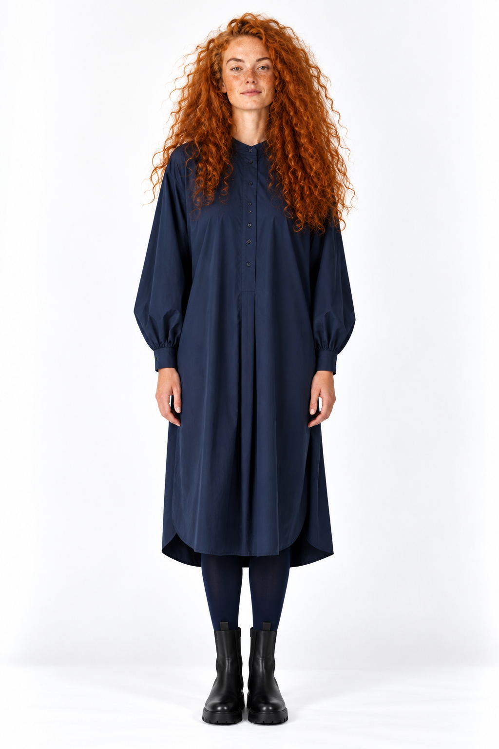 226B08 Super lässiges Longhemd-Kleid aus Cotton Stretch DARKNAVY