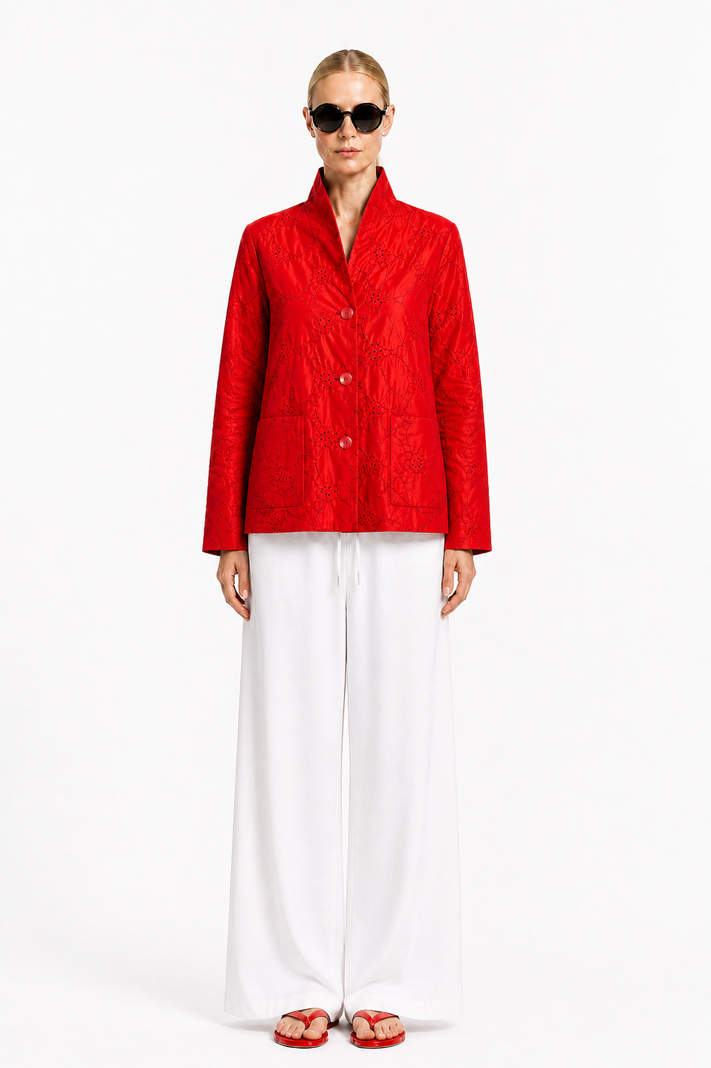 Tolle Schalkragenjacke "EMBROIDERY TAFFETA" Taft mit Lochstickerei Art. 126J13