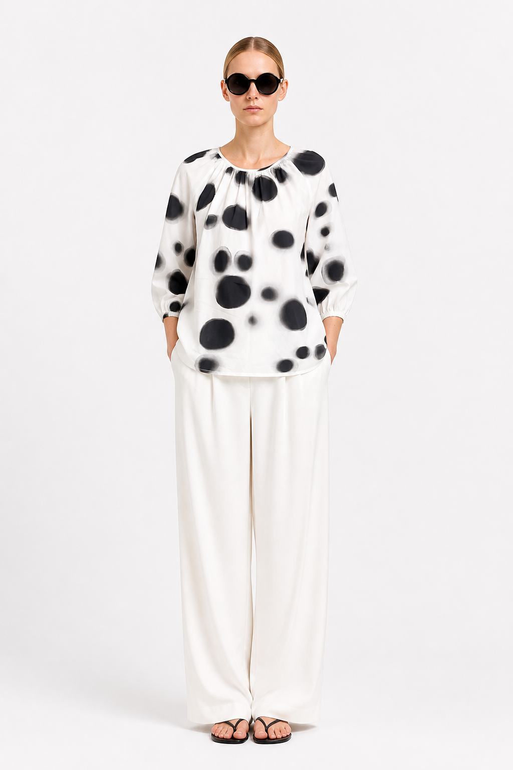 BLUSE mit "CRAZY DOTS" Print