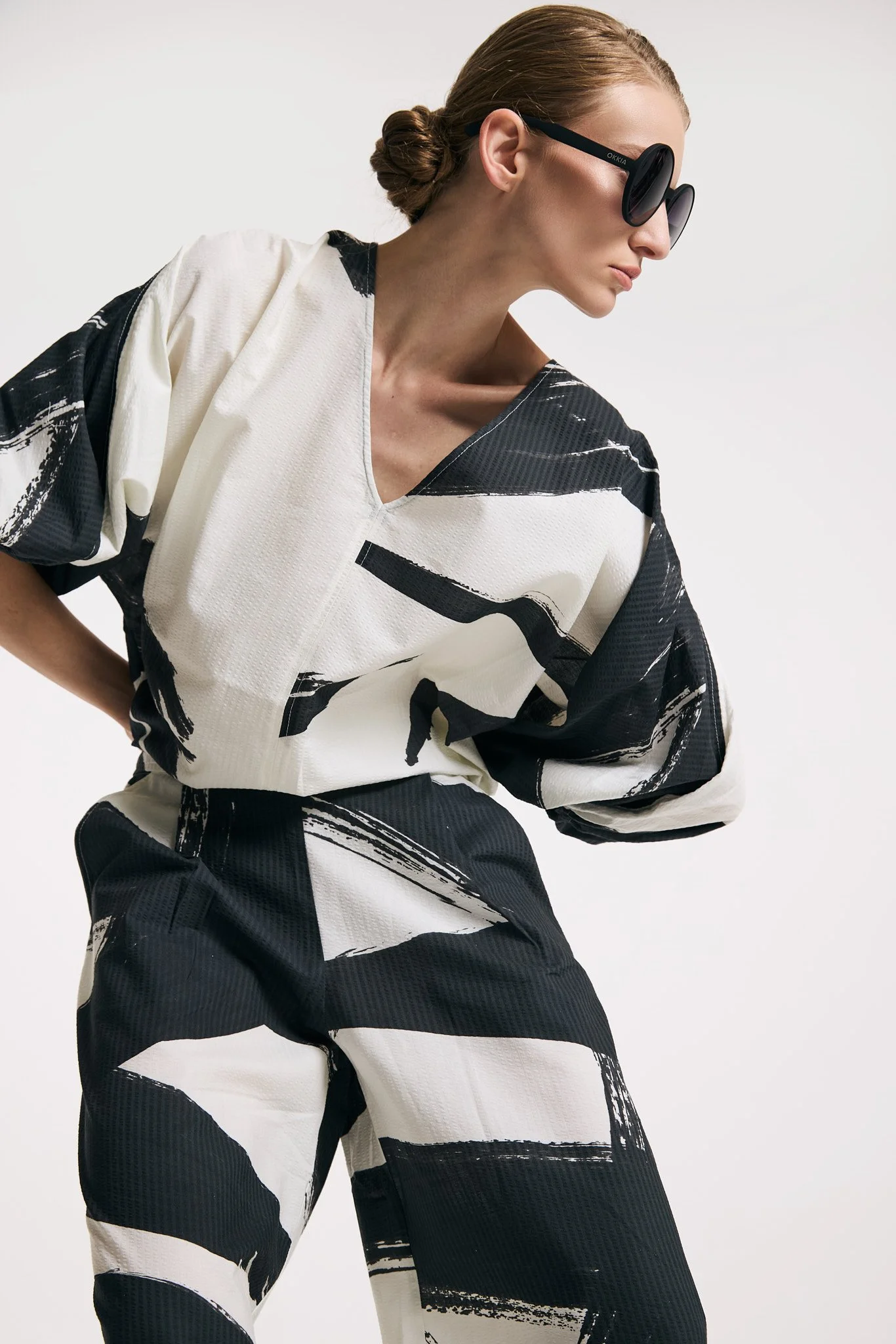 Leichtes Hemd-Shirt mit coolem Print Art. 126B24