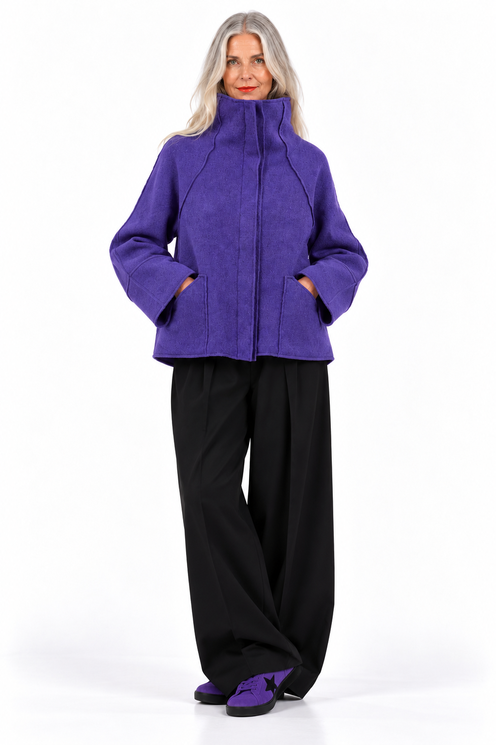 226J013 Tolle Walk Kragenjacke aus gekochter Wolle LILAC