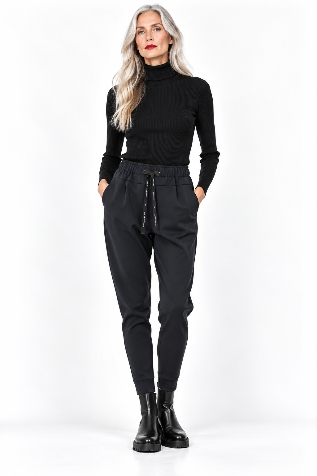 225H06 Coole, sportliche Stretch Hose in NERO