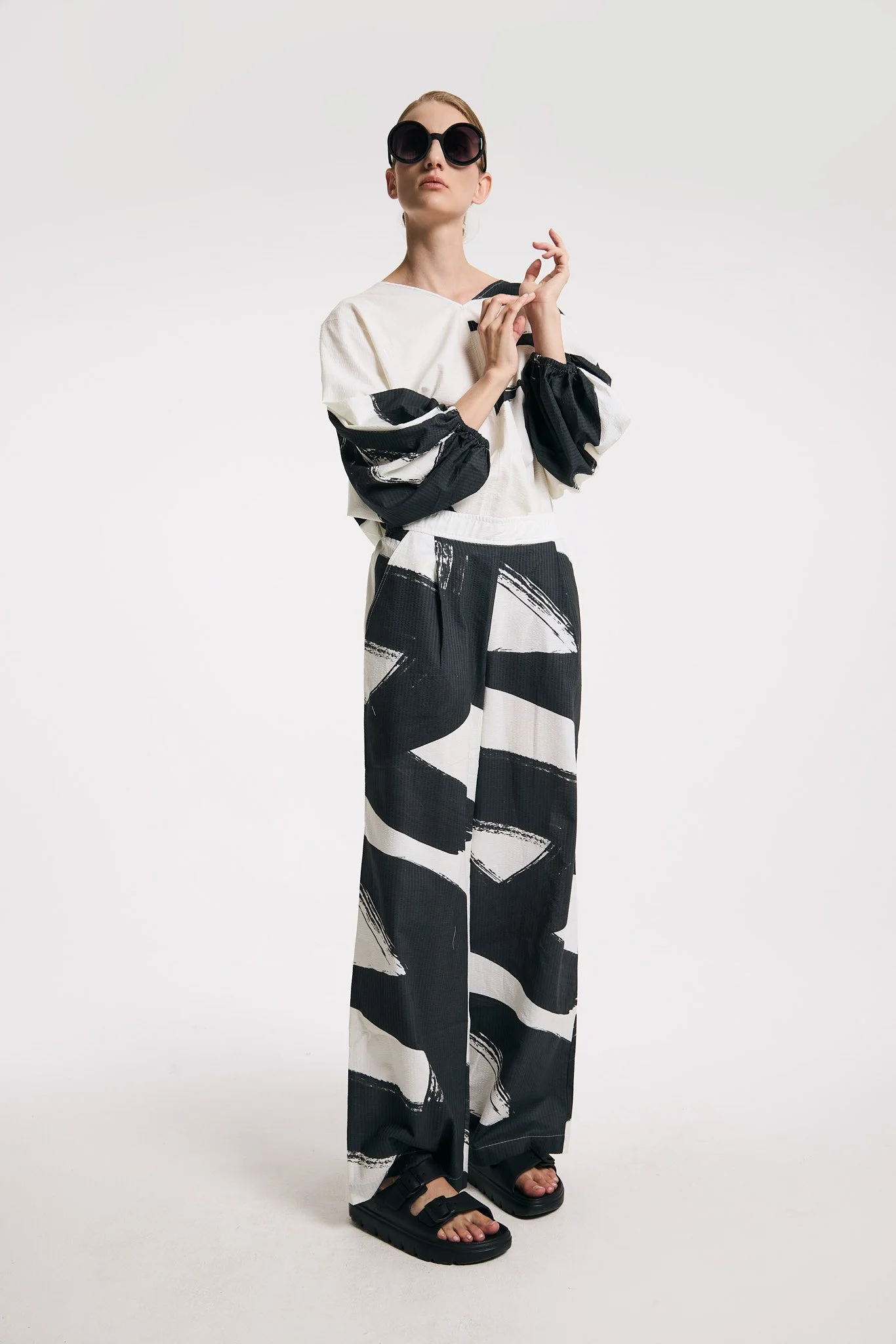 Leichte Pull On Hose mit coolem Print Art. 126H16