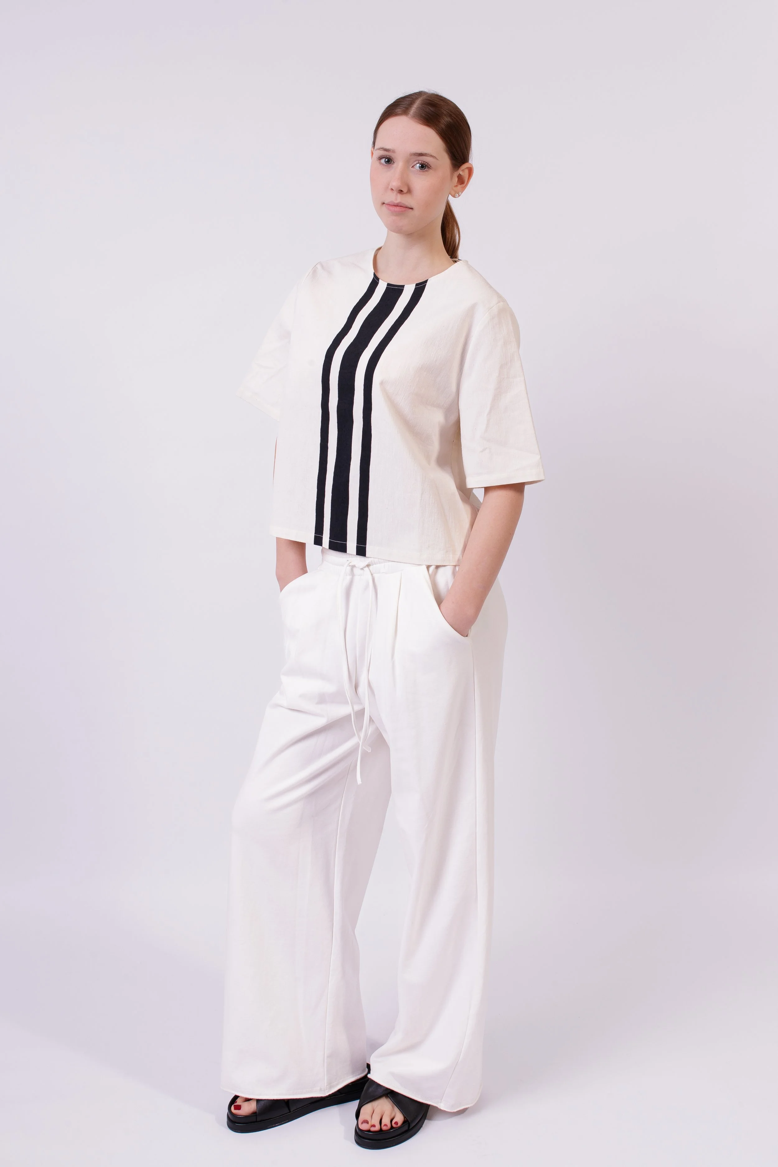 Cooles Shirt - Bluse mit "STRIPES" Print Art. 126B14