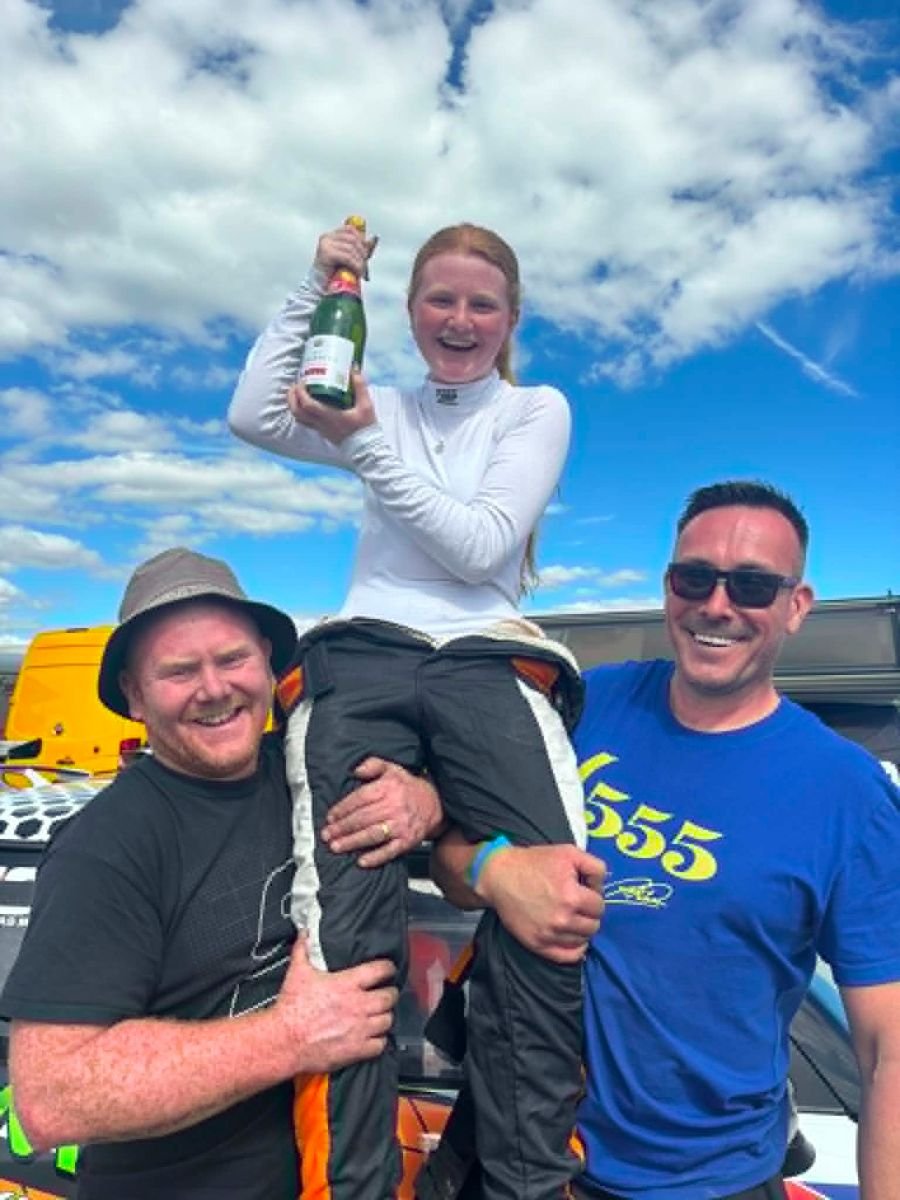 Leah McManus wins at Blyton Park!
