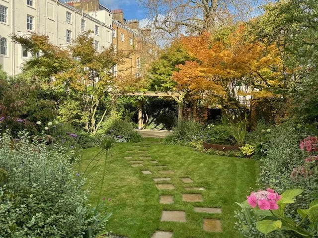 warwick ave garden design