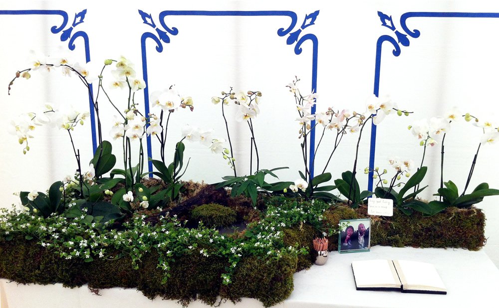 terrariums-london-greenwall-plant-wedding-table-flowers-party-events-curious-gardener-21.jpg