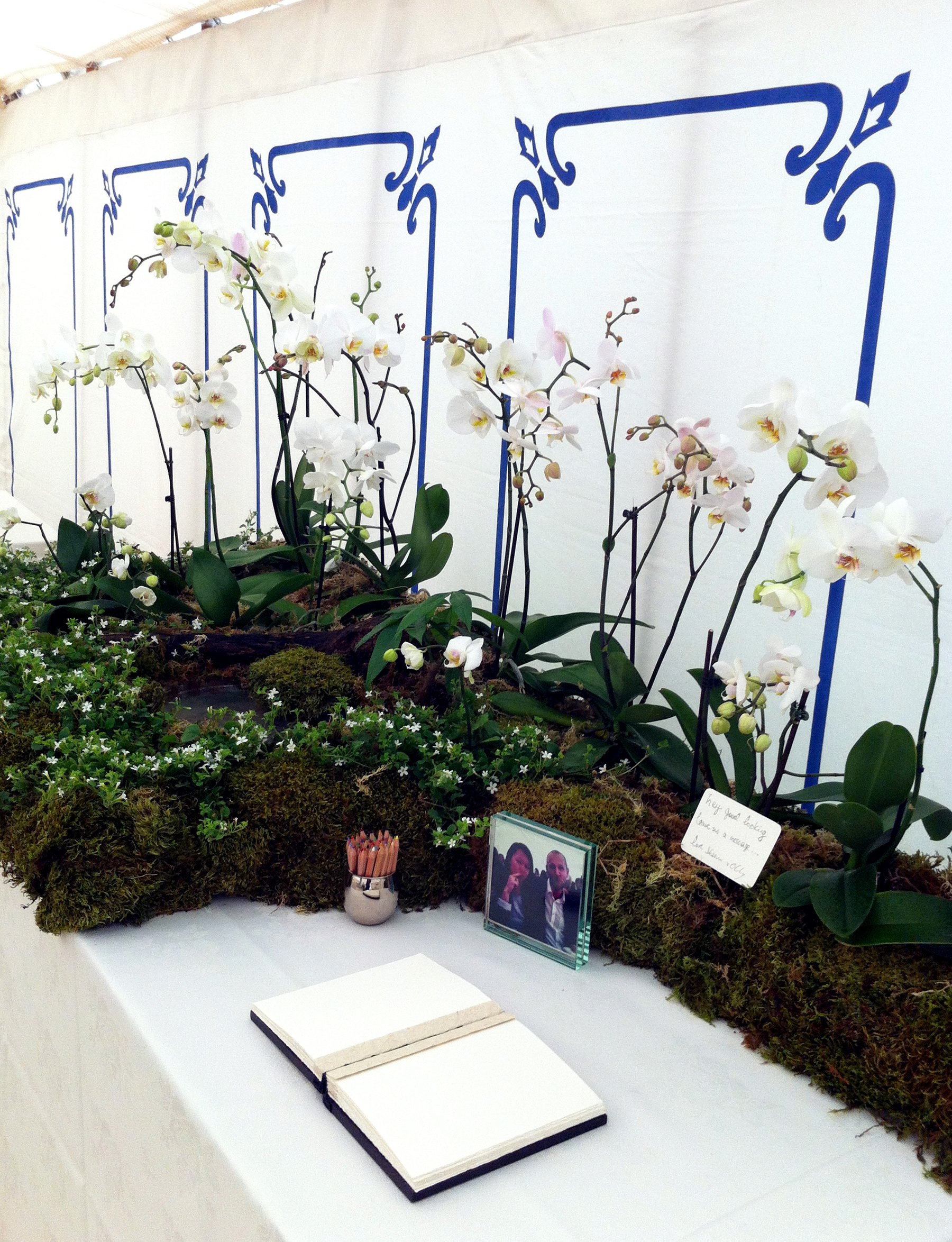 terrariums-london-greenwall-plant-wedding-table-flowers-party-events-curious-gardener-31.jpg
