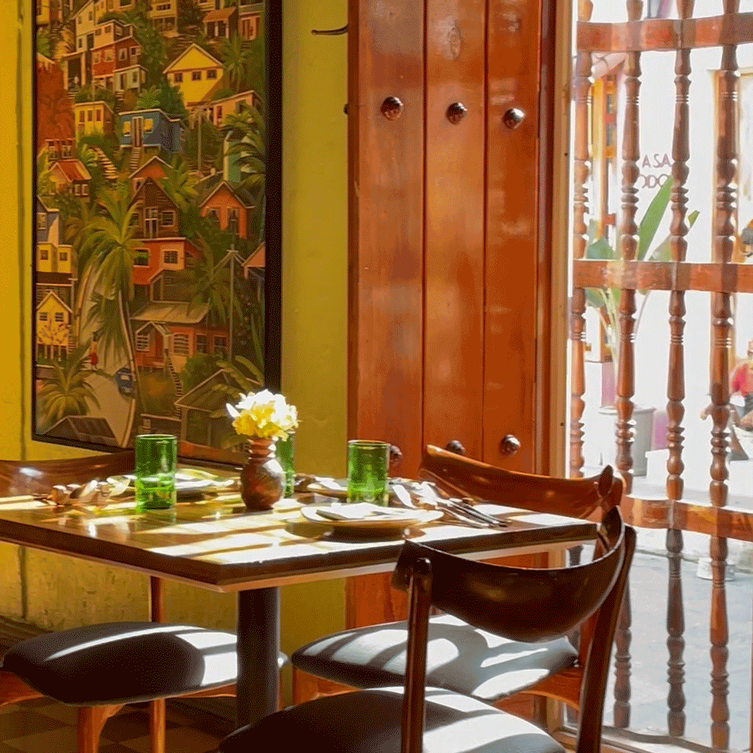 A table at Celele restaurant in Cartagena