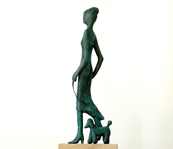 FASHIONS REFLECTIONS WALKING FIFI: Bronze on Sandstone 45cm
