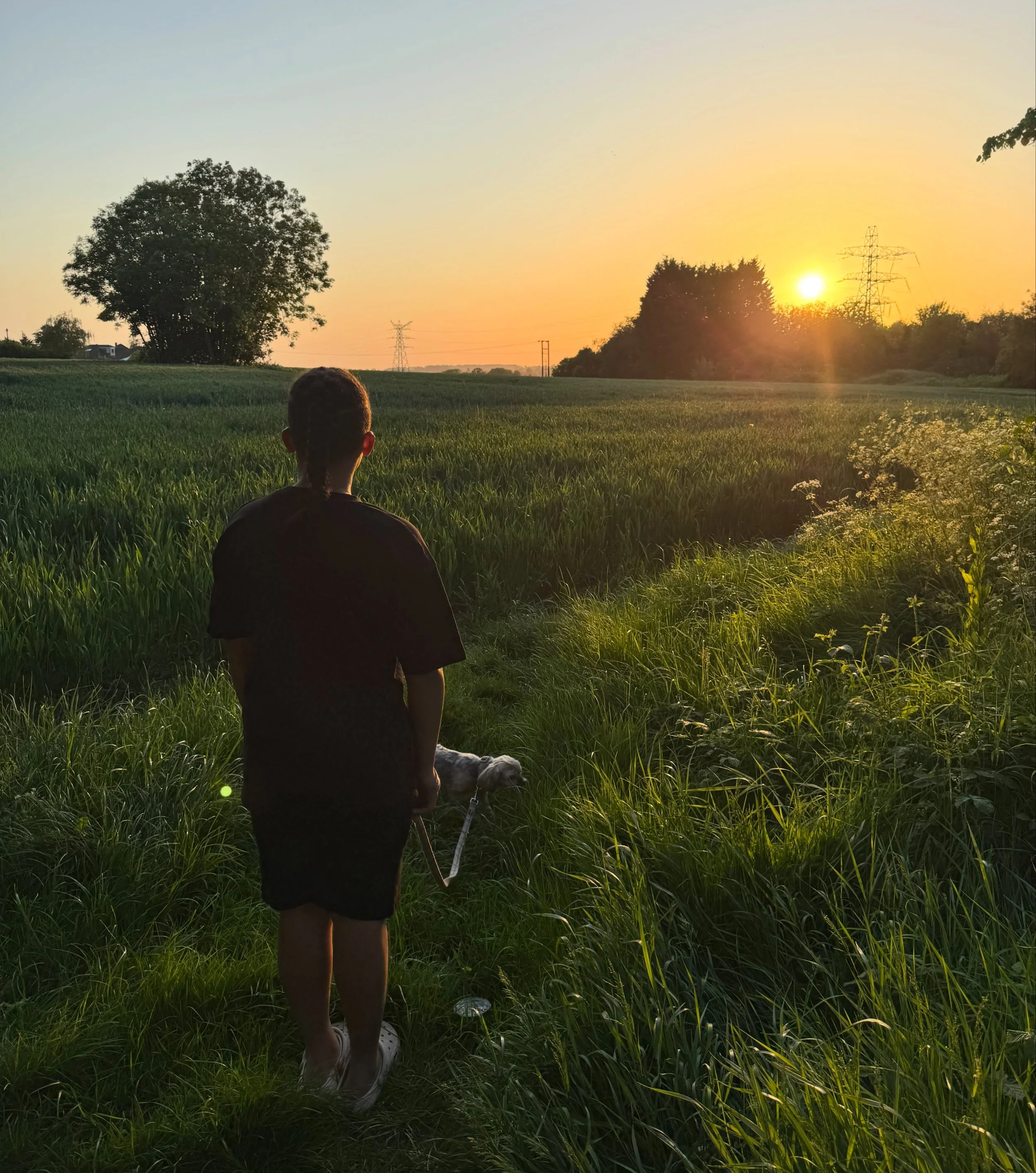Moments in May 🤍

Finally moving back home has to be the best of them all 🥹 

The sunrises/ sun sets  are my favourite part 🌅 

The finishes adam has designed to our home are so incredible, I honestly take no credit&hellip; i just feed us and prov