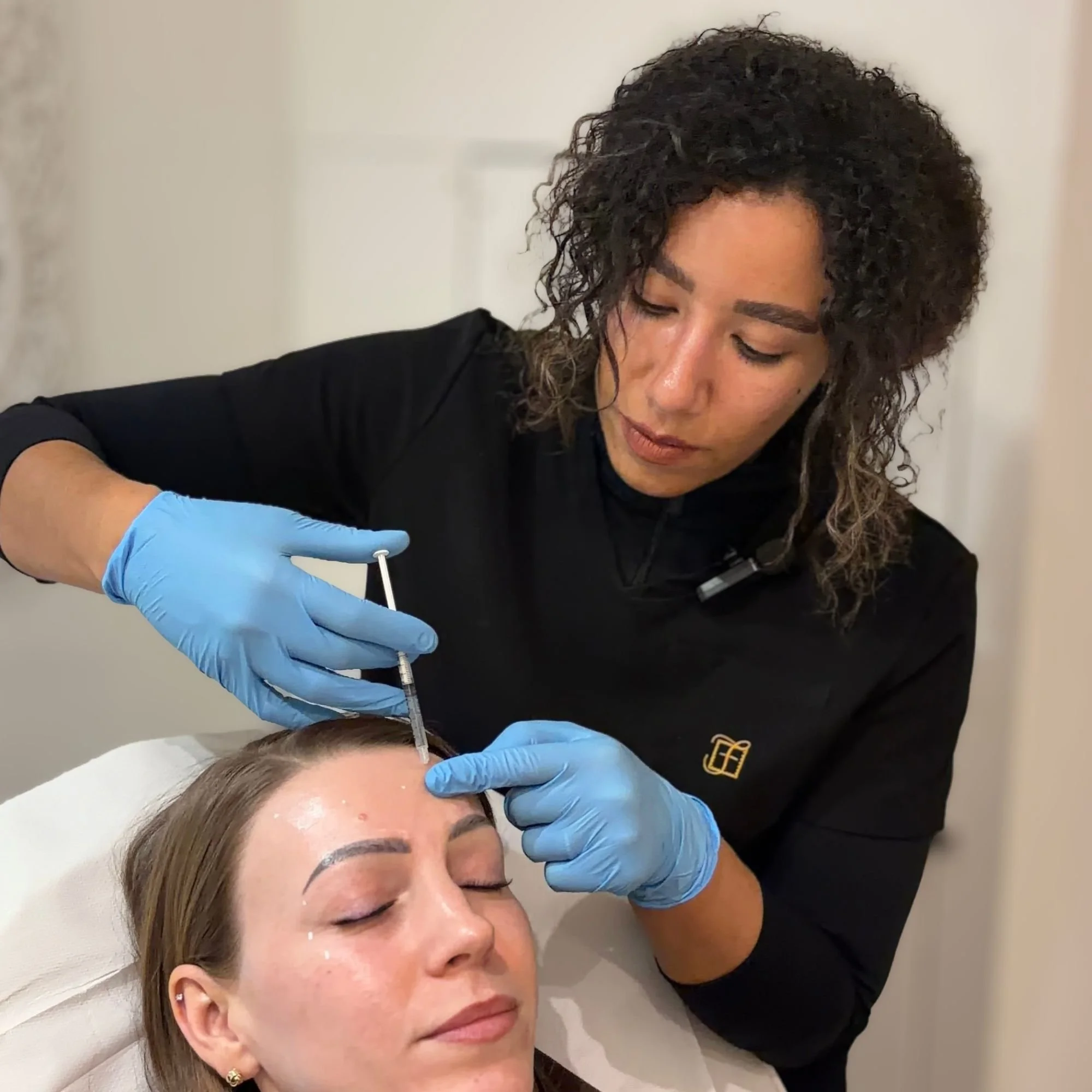 sophie - independent nurse prescriber and founder of mediskinbysmg