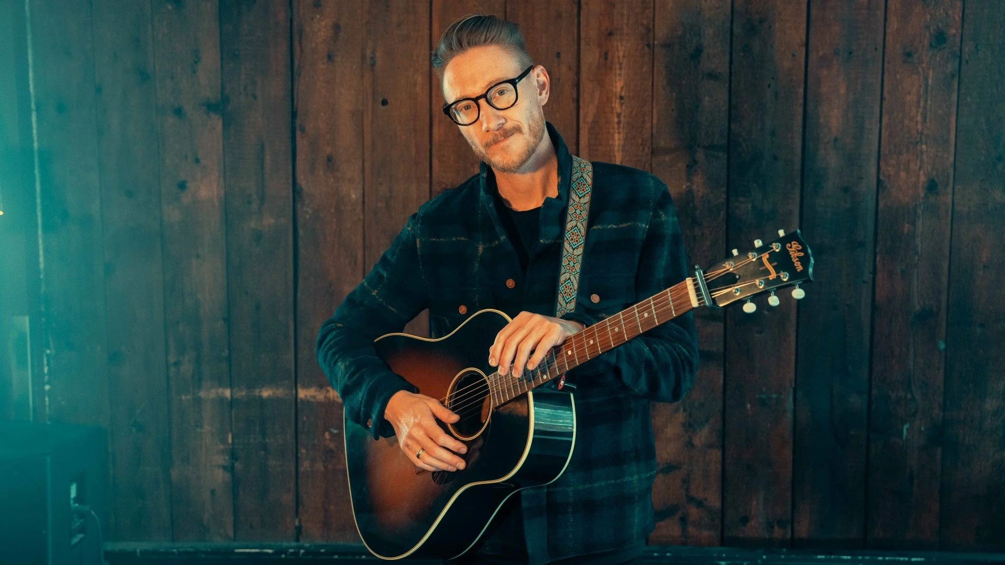 Førjulskonsert: Adam Douglas - A norsk-american Holiday