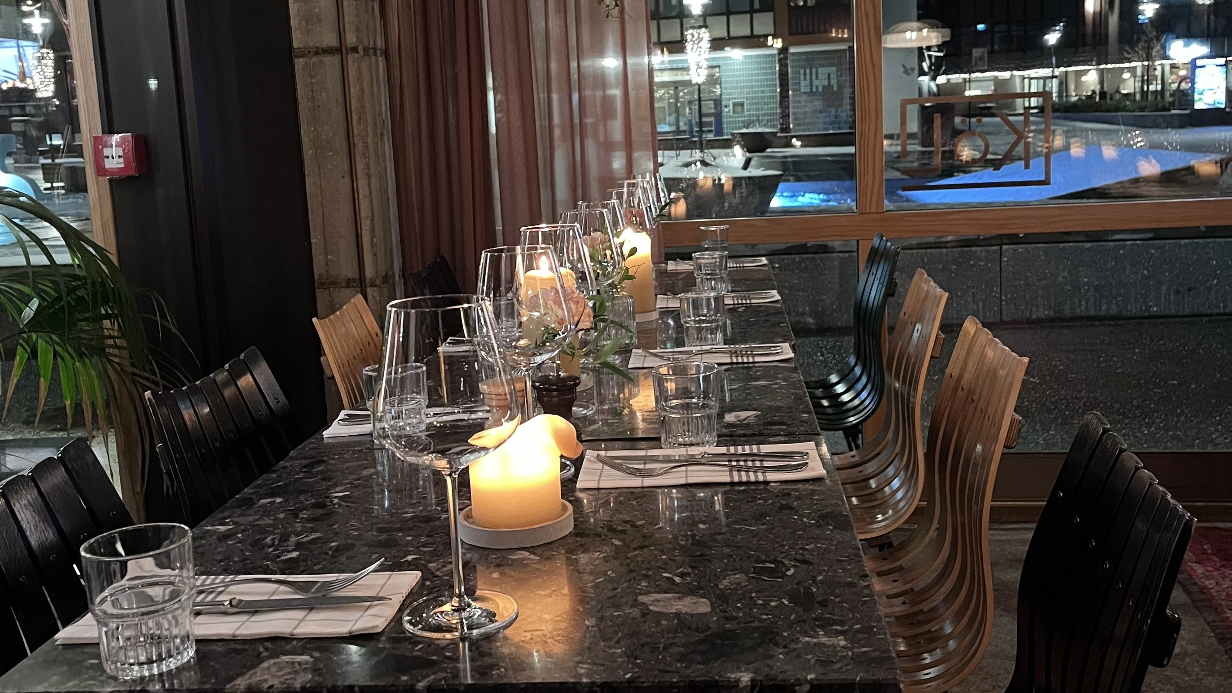 Restaurantbesøk: Køl har kanskje Moldes beste atmosfære, men alt er ikke perfekt.