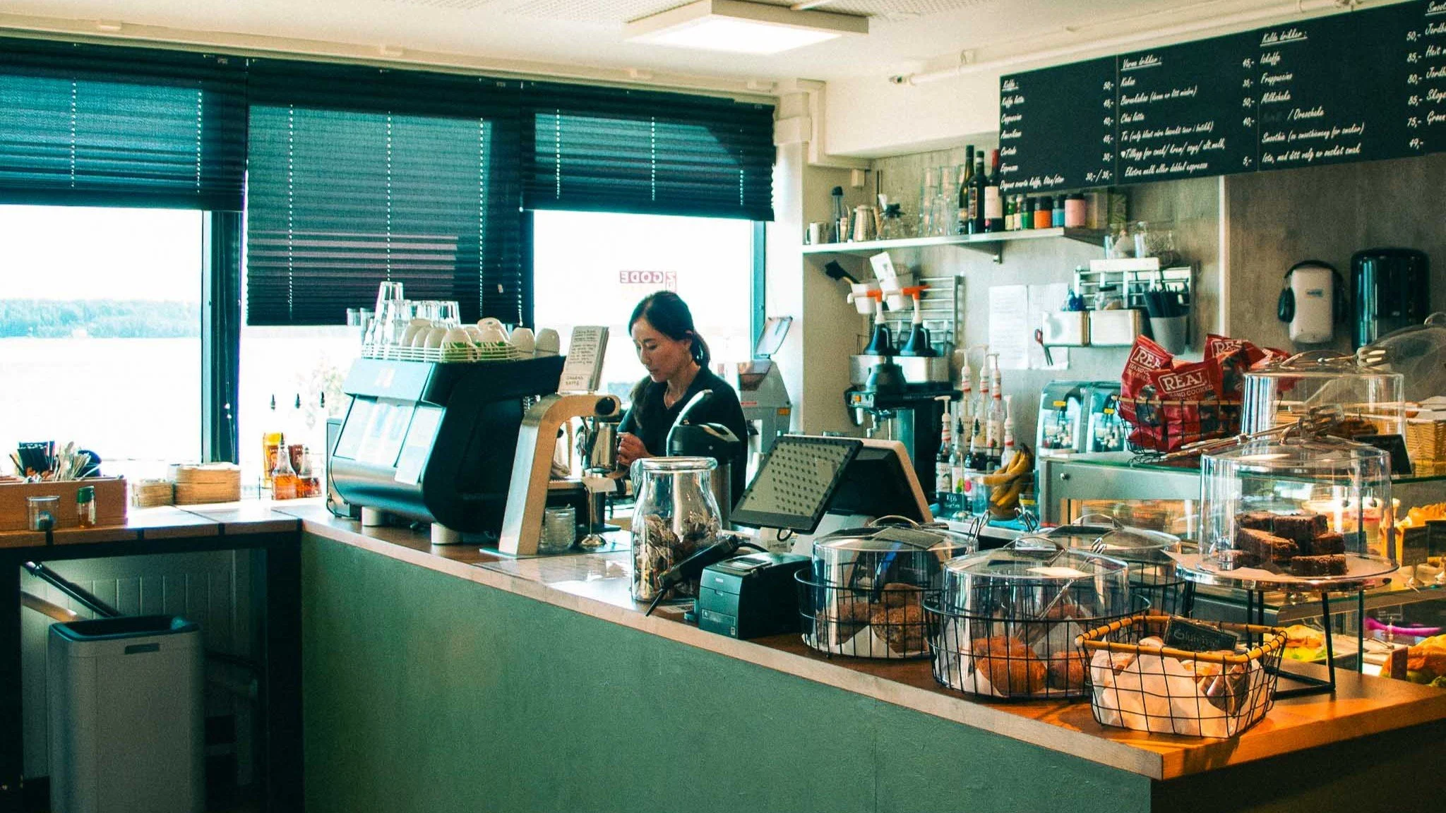 En av Moldes mest populære kafeer innstiller driften med umiddelbar virkning.