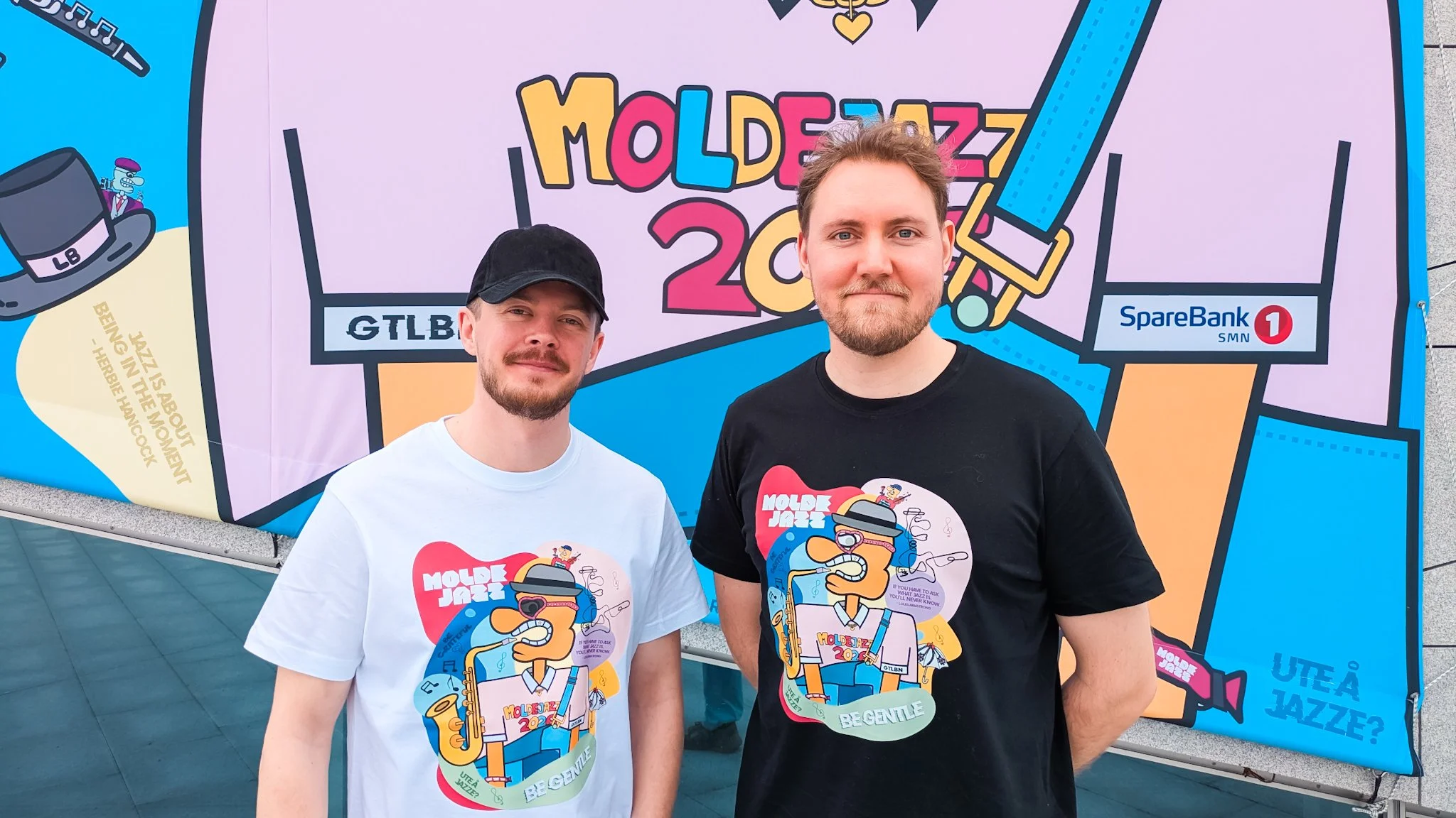 Lokal kunstduo står bak årets jazz t-skjorte og banner