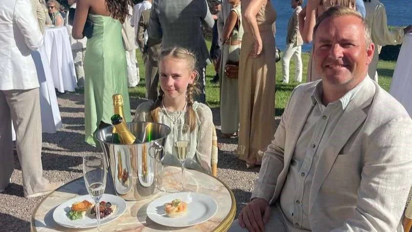 Robin (49) fra Malmefjorden er en av flere lokale referanser i “Jo Nesbøs Harry Hole”.