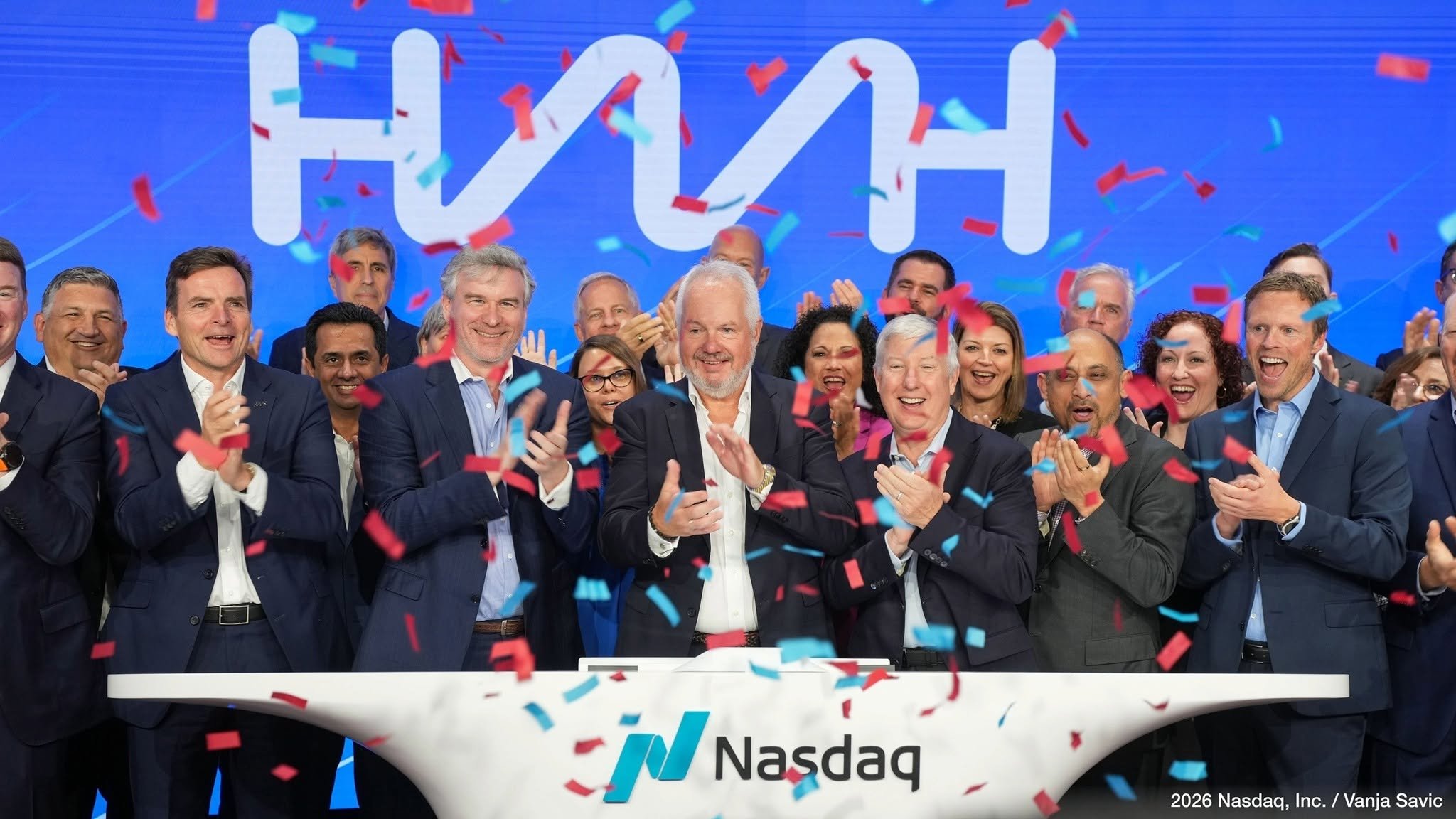 Eirik Bergsvik fra Molde ringte bjella på Nasdaq