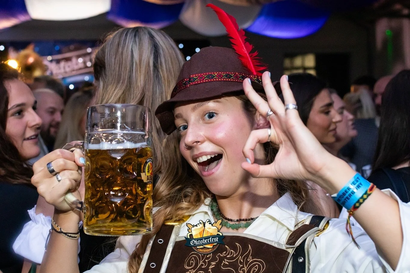 Some familiar faces! Secure your session for Oktoberfest now by heading to the link in our bio 🍻