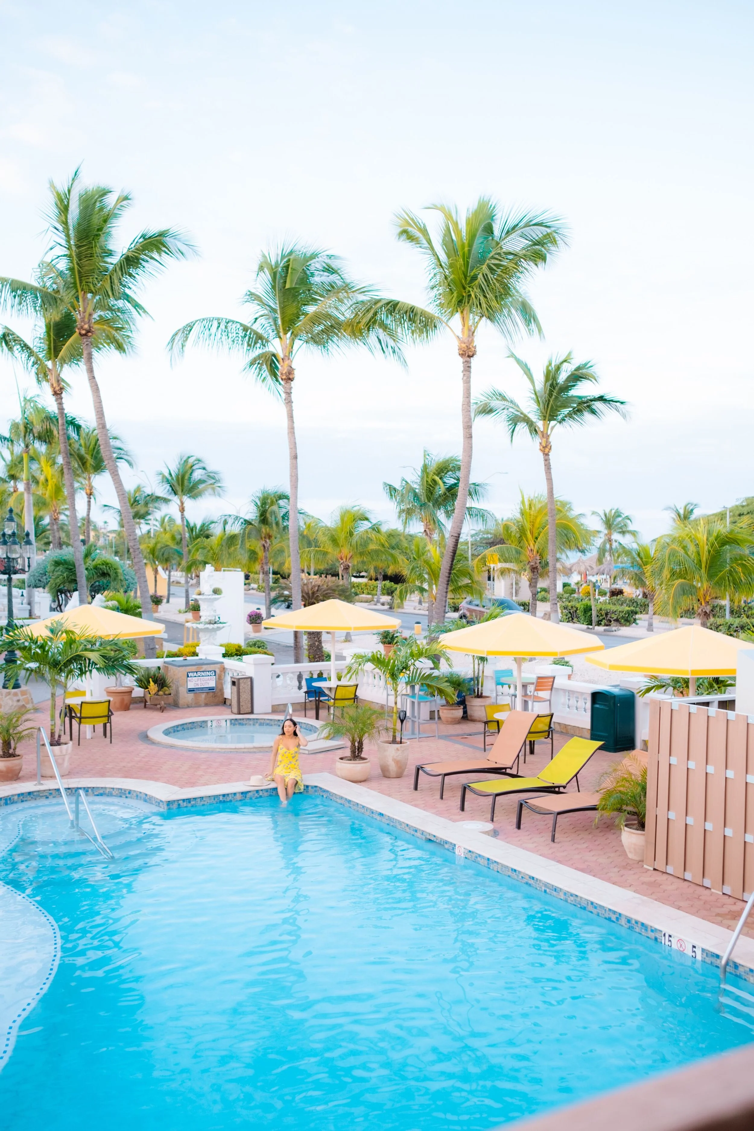 → Amsterdam Manor Beach Resort