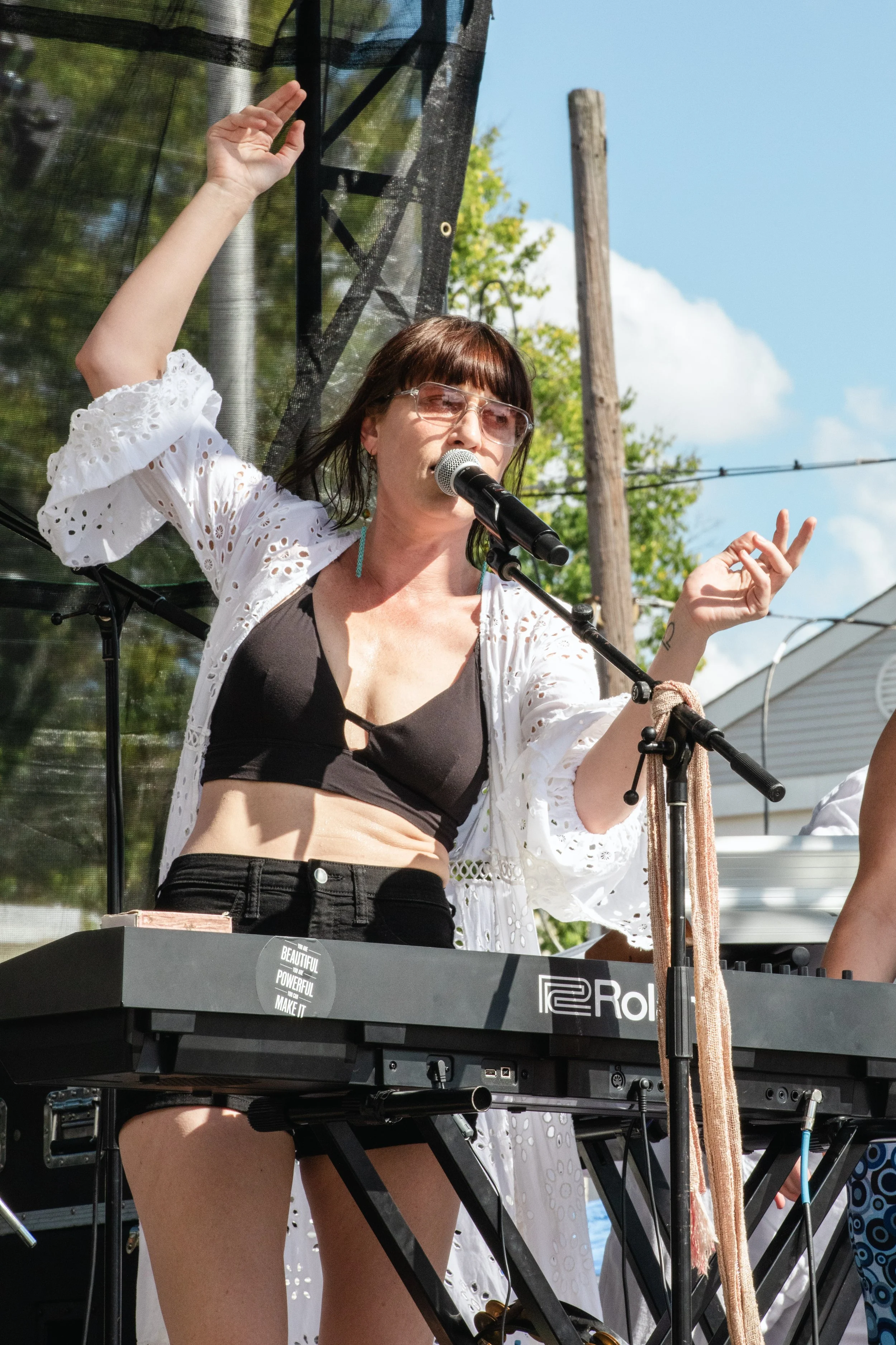 Jess Lamb & The Factory with Siri Imani