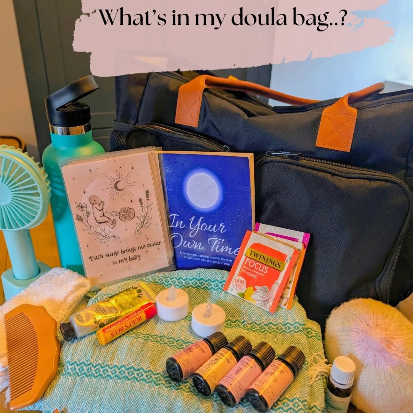 🌿 What&rsquo;s Really in My Doula Bag? ✨

Sure, you&rsquo;ll find: 
🧴 A rainbow of essential oils from @nikurahq
🤲 A beloved rebozo
🍫 Snacks for my client (and a backup stash for their birth partner)
💨 A fan because we know hot giving birth make