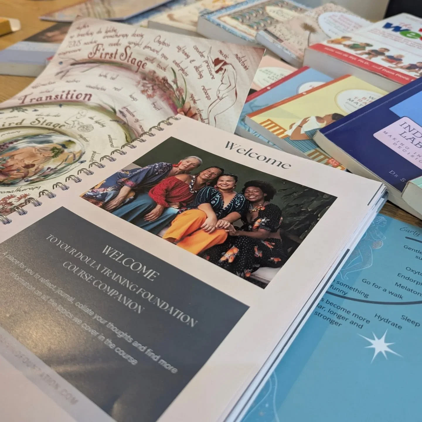 ✨ We are getting ready for Day 1 of Doula Training ✨

We'll kick things off with connection, conversation, and curiosity.

Today we dive into: 🗣️ Communication &amp; active listening
🧠 Birth physiology &amp; the powerful hormones of labour
💬 Perso