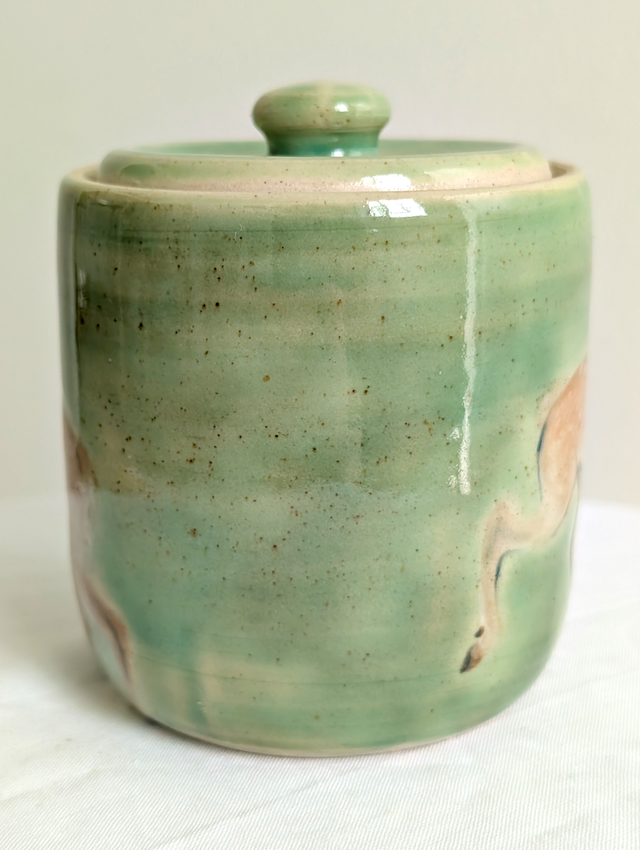 fawn jar 11 edited.png