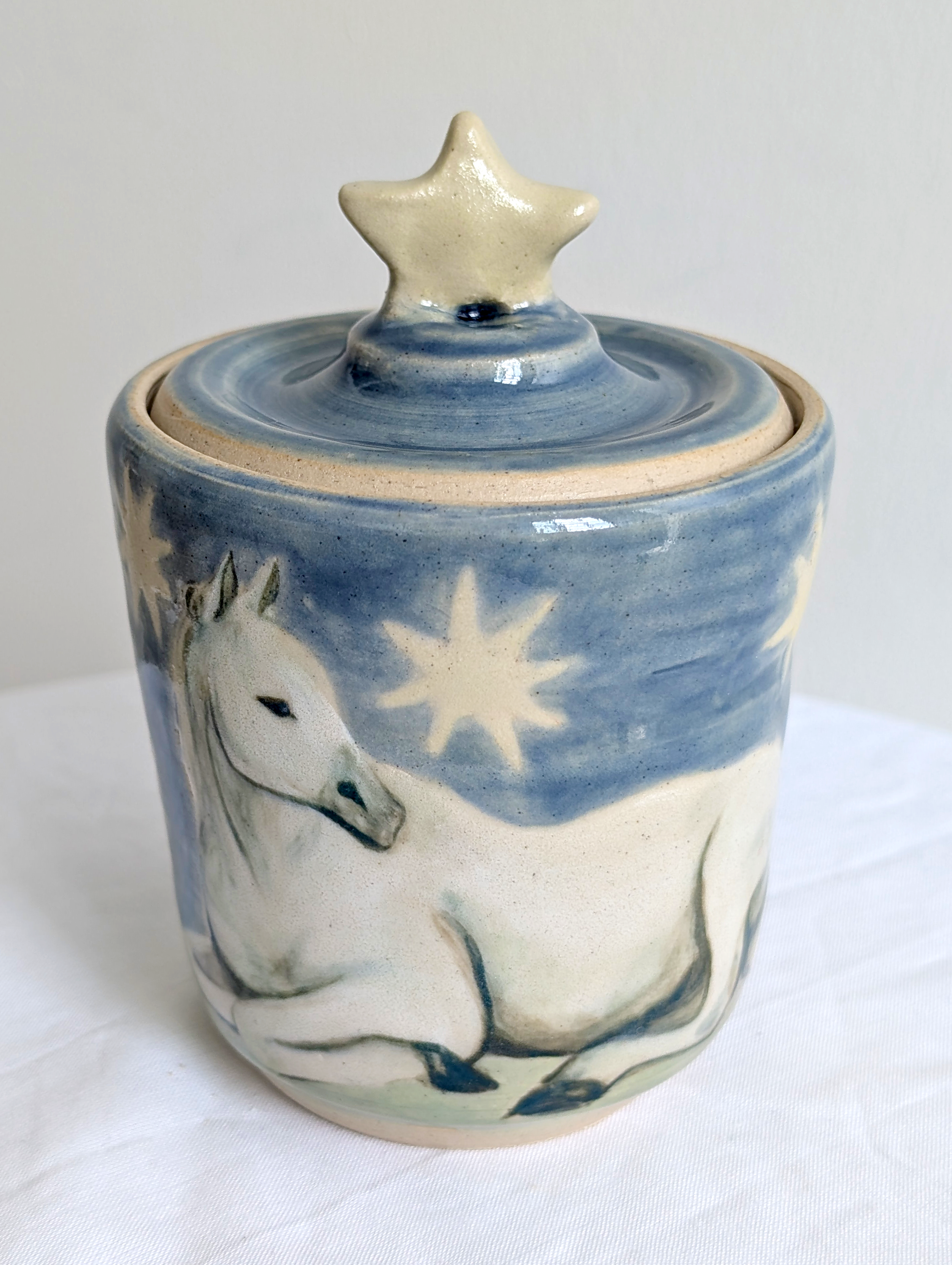 horse jar 5 edited.png