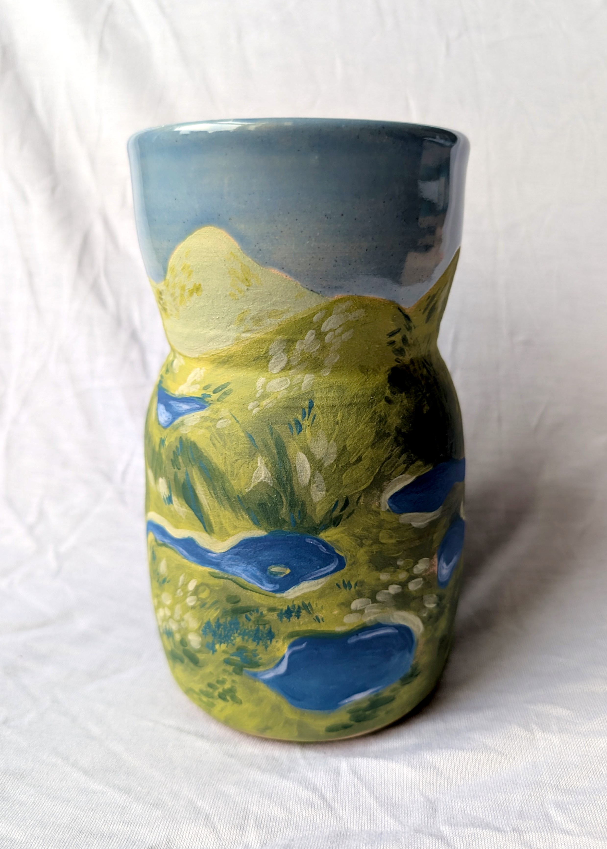 landscape vase 4 edited.png