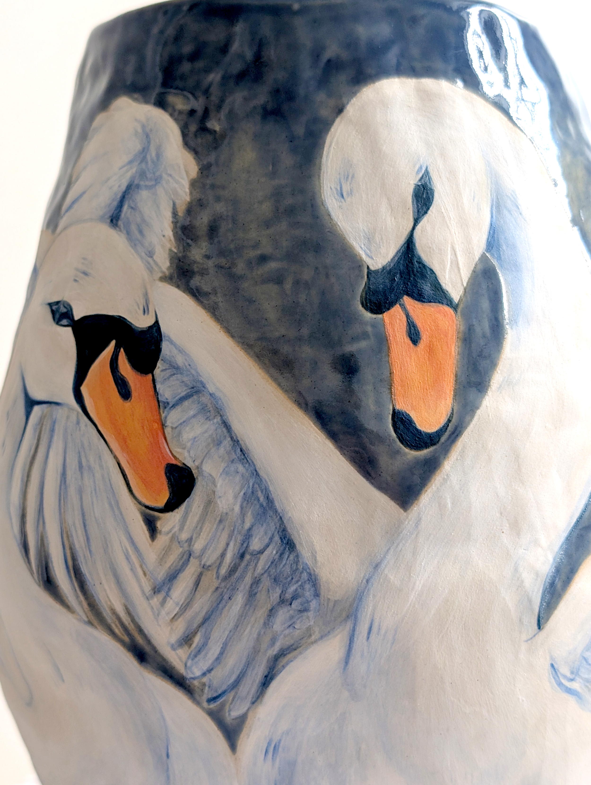 swan vase 5 closeup edited.png