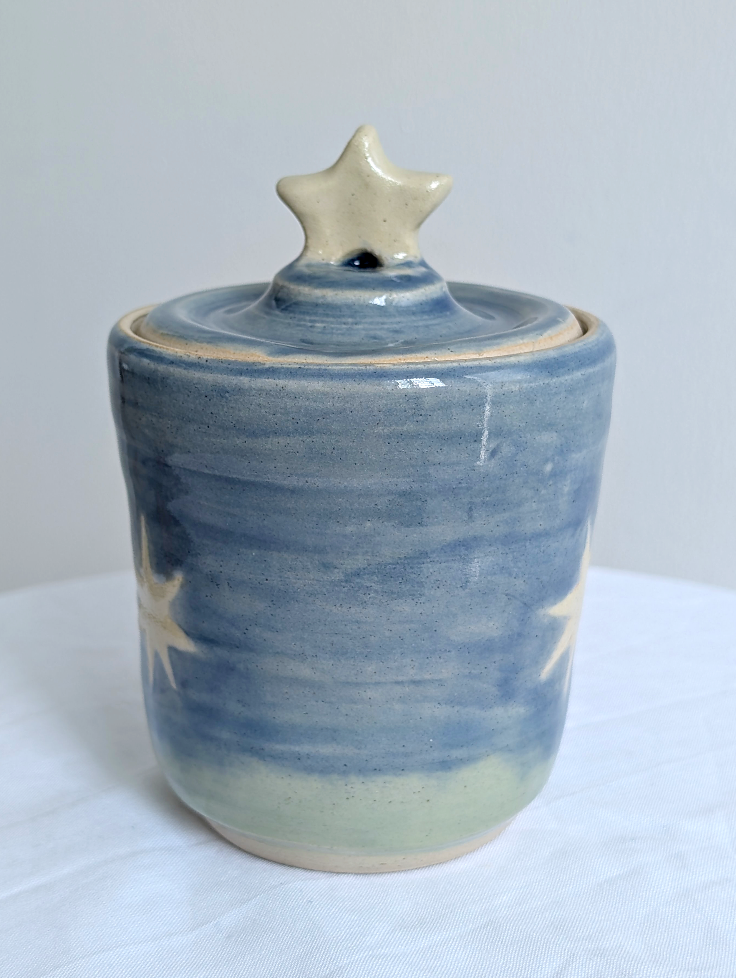 horse jar 12 edited.png