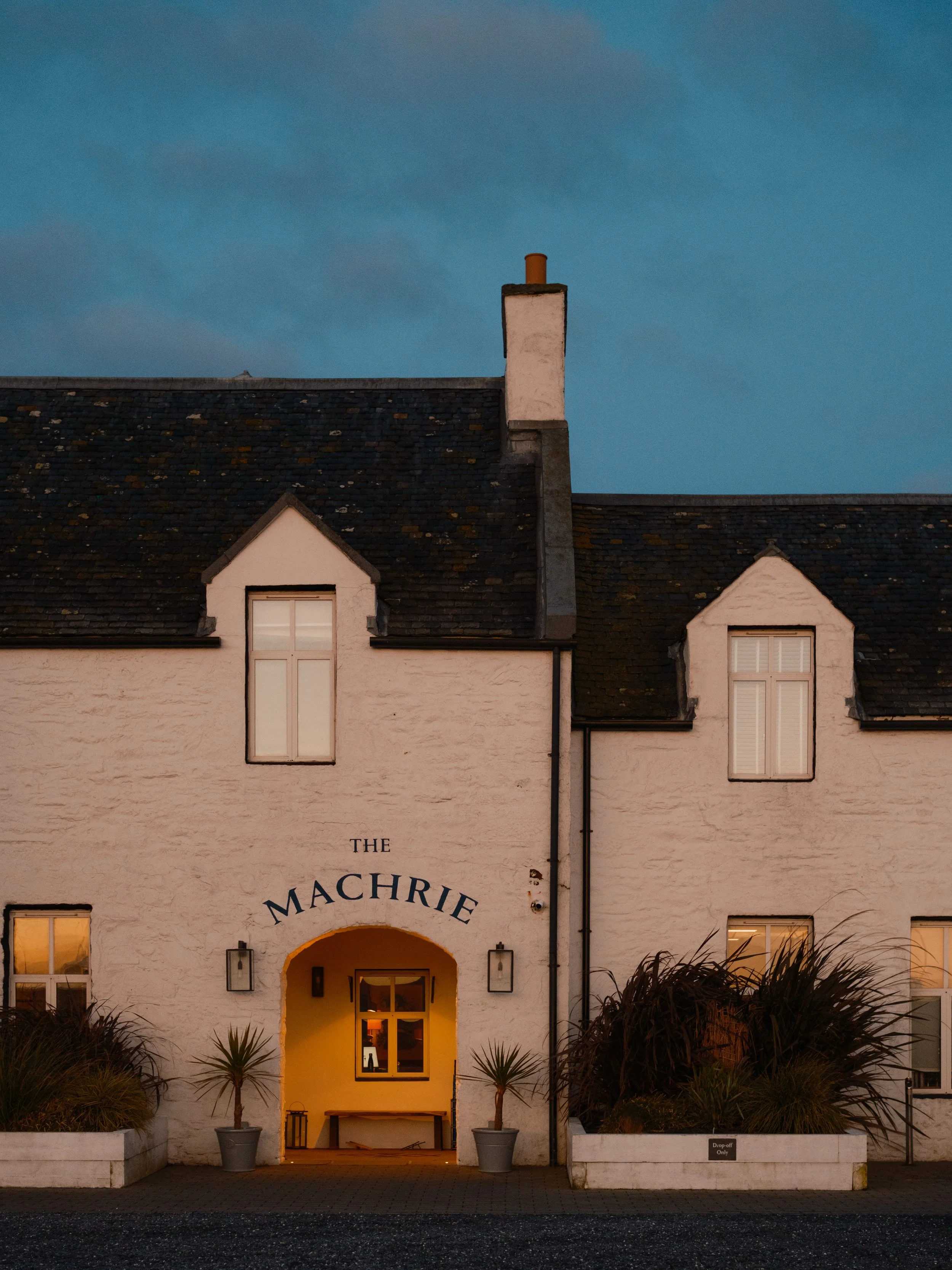 Machrie_AP-Exterior-7.jpg