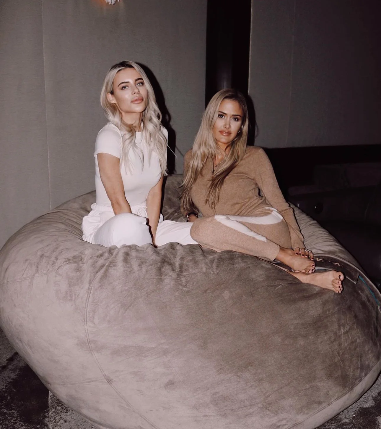 how to avoid makeup harming your skin