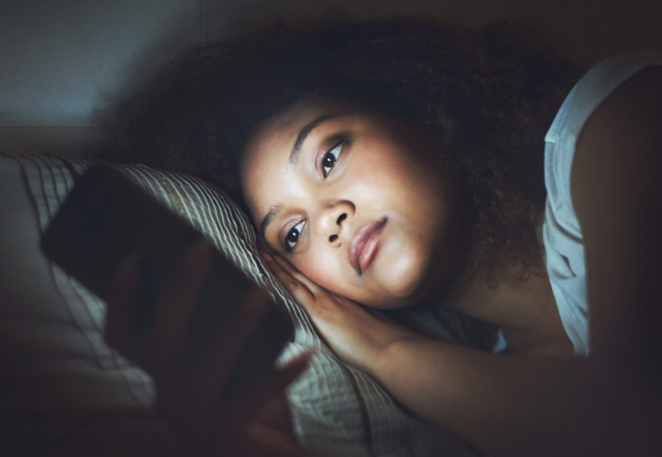 Can Midnight Scrolling Sabotage Your Birth Plan?