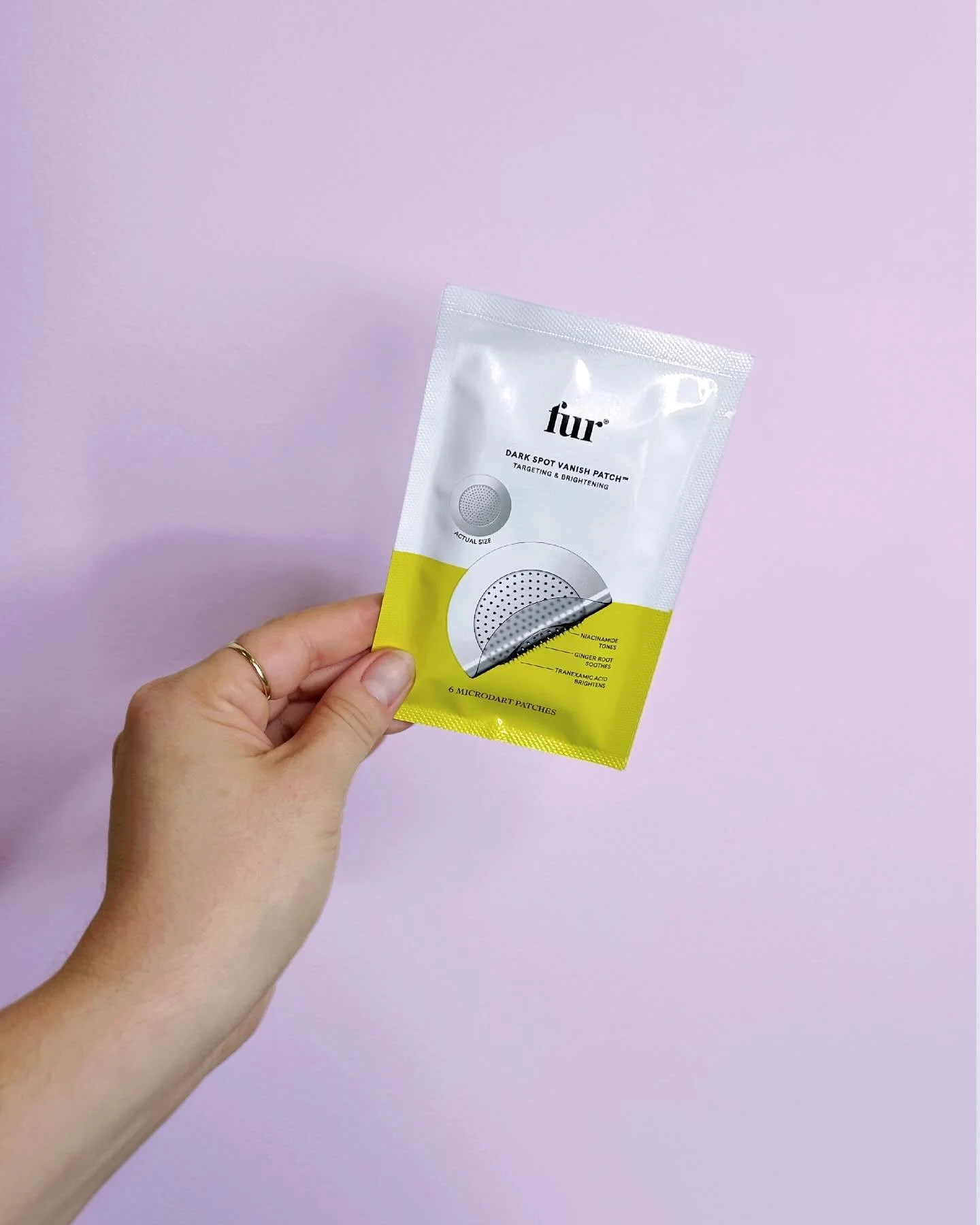 New goodies for you! Introducing the @fur_you Dark Spot Vanish Patches - the sister product to their beloved Ingrown Hair Microdart Patches - these bbs were created specifically to target and reduce dark spots and hyperpigmentation caused by ingrown 
