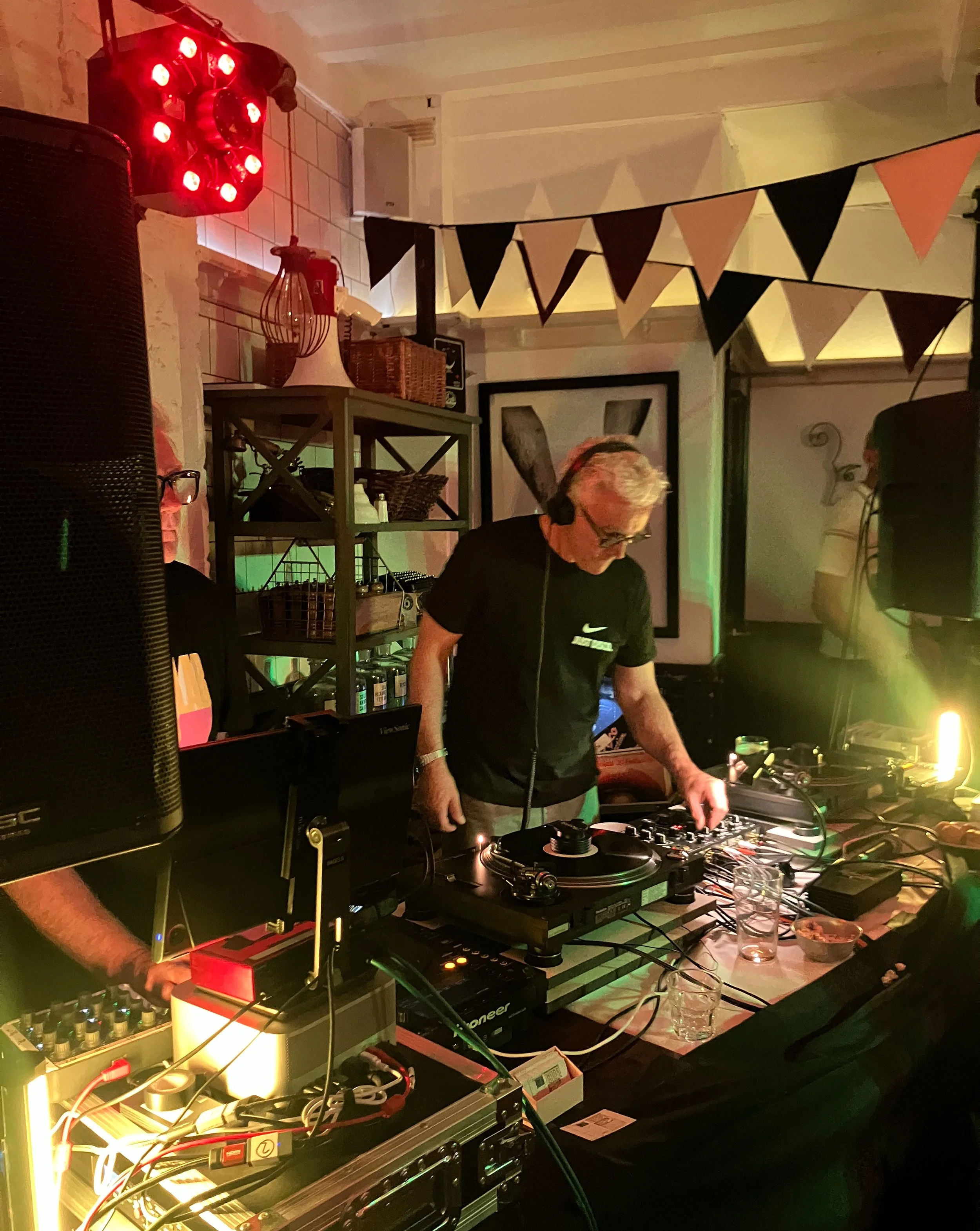 Huge Disco, Huge Thanks