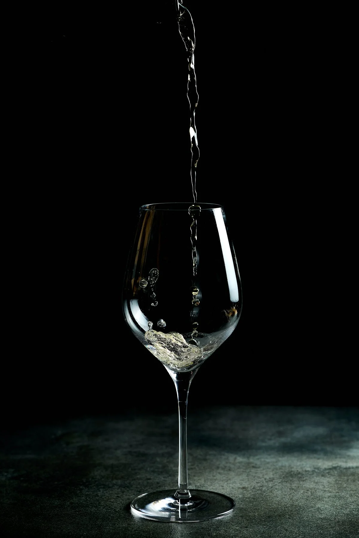Wine pour into glass