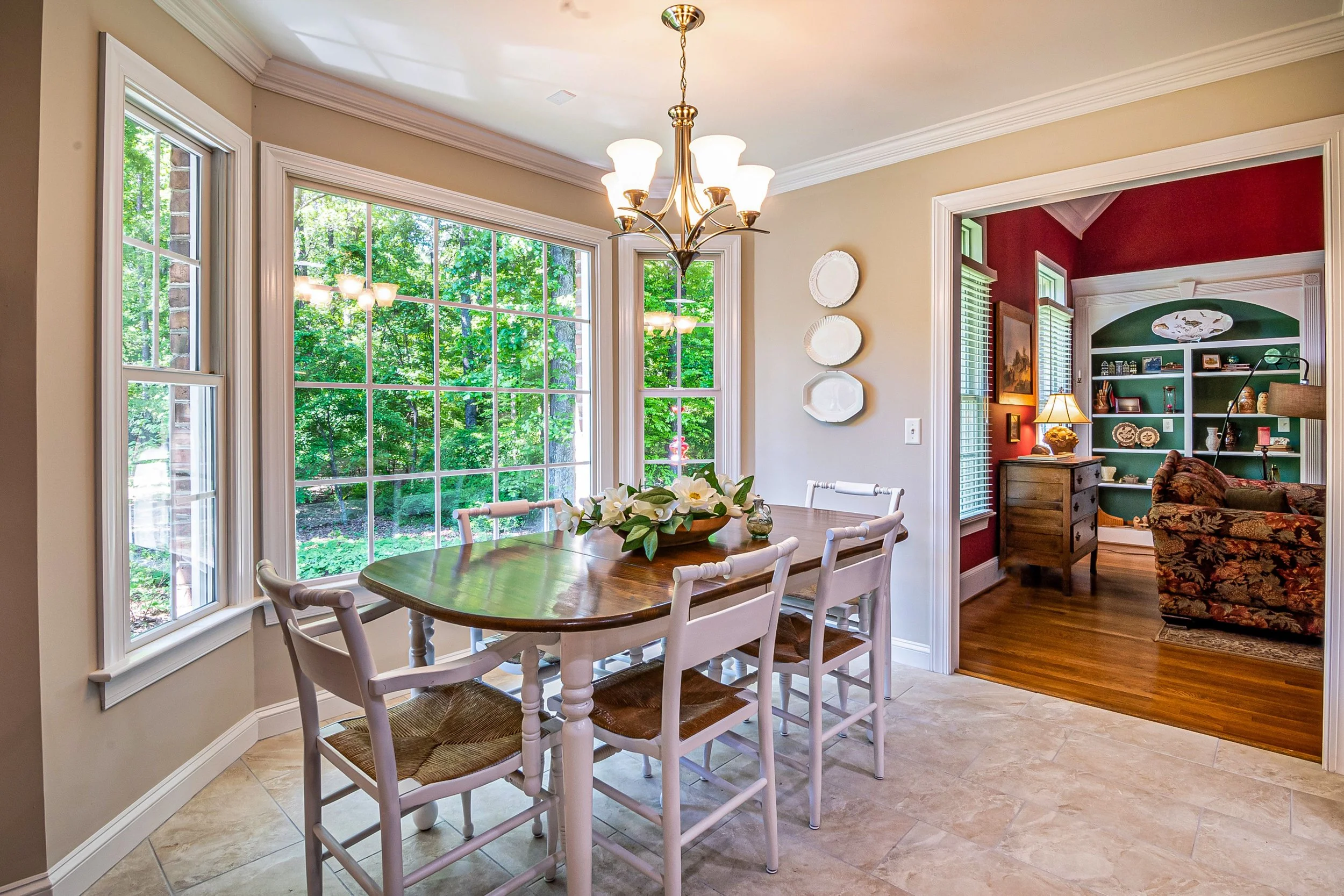 Selecting Windows That Balance Energy Efficiency and Aesthetics