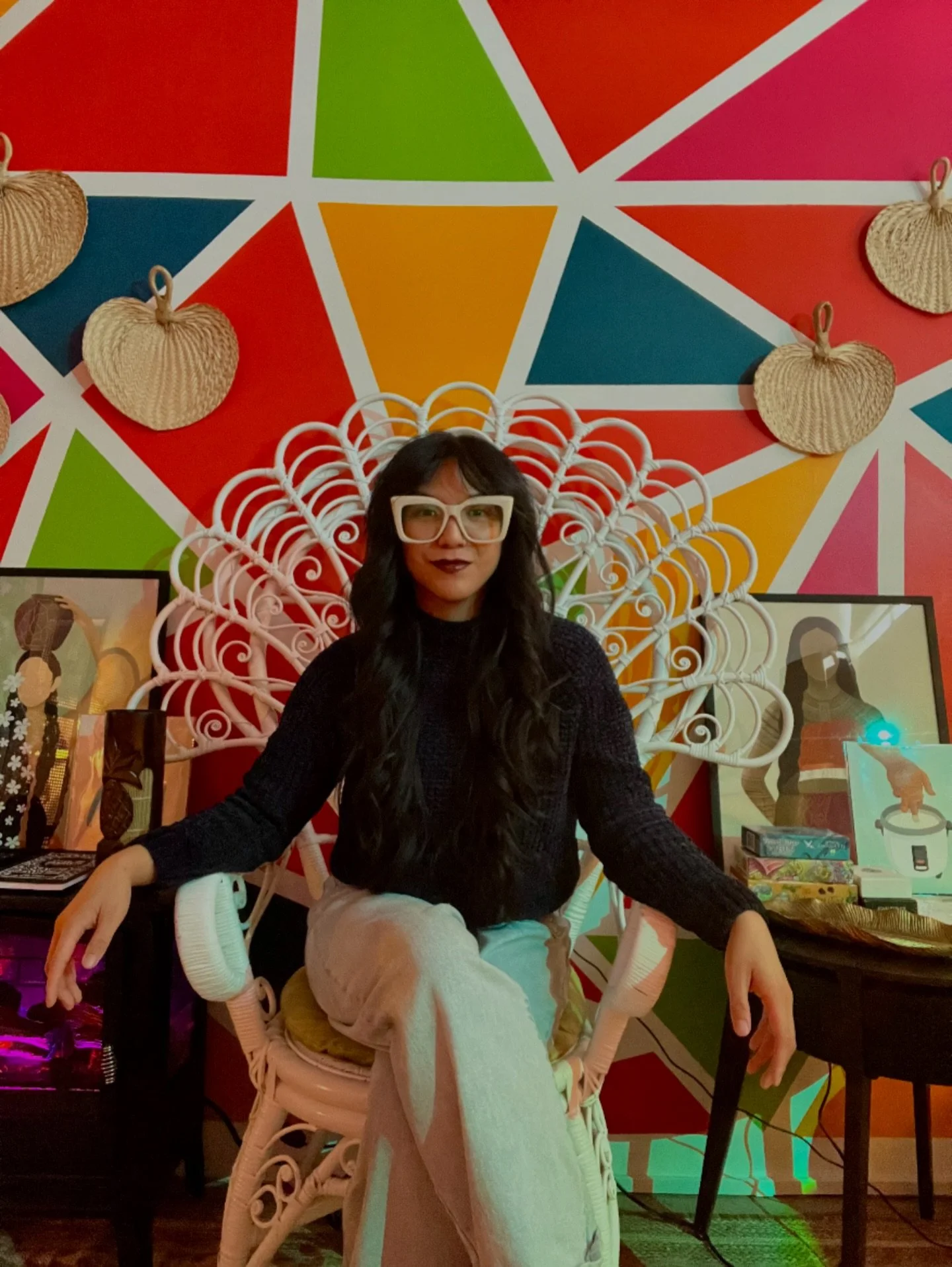 Periodic Reintroduction of my Face!

Hi 👋🏽 I&rsquo;m Kathleen. You can call me &ldquo;Kat.&rdquo; I am a Sagittarius ♐️ Sun, Virgo ♍️ Rising, and Capricorn ♑️ Moon. I am a Licensed Acupuncturist. I play with clay (follow me @ka_handcrafted ). I als