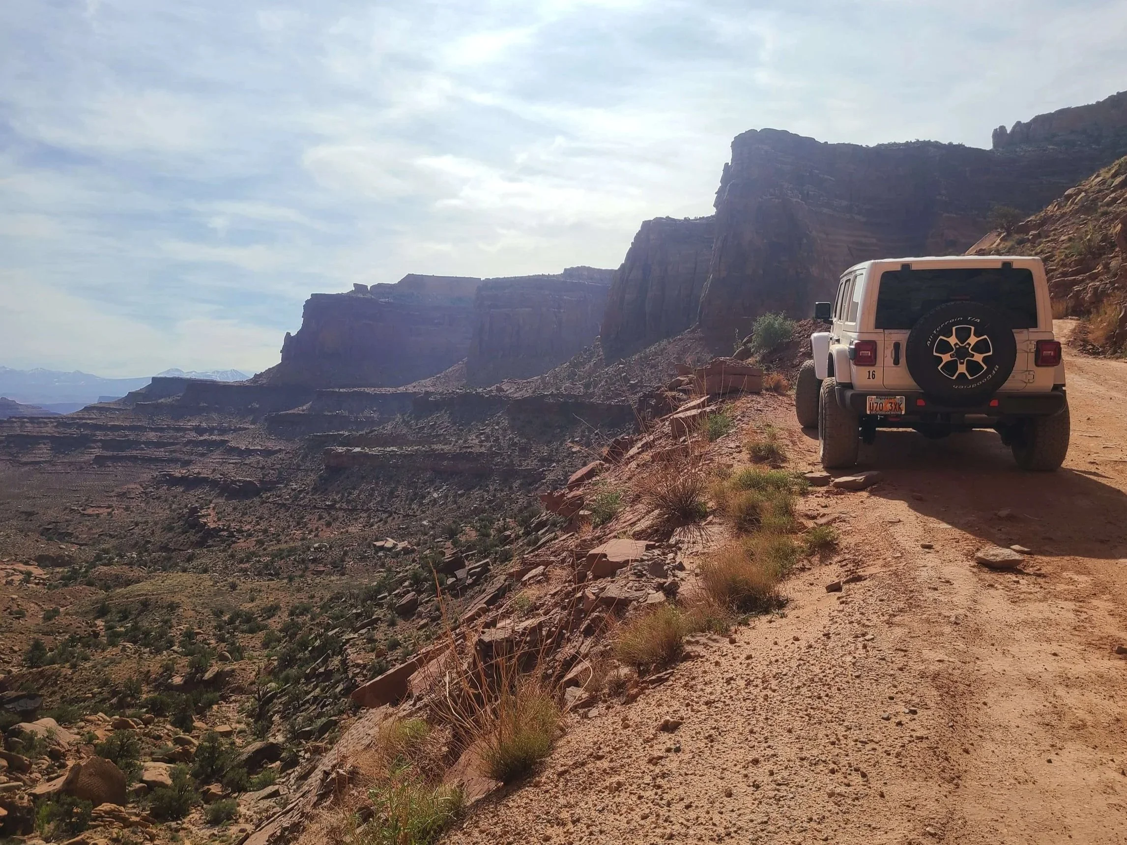 How to Survive a Long Road Trip With Kids: Tips, Games, Snacks, and Must Have Items
