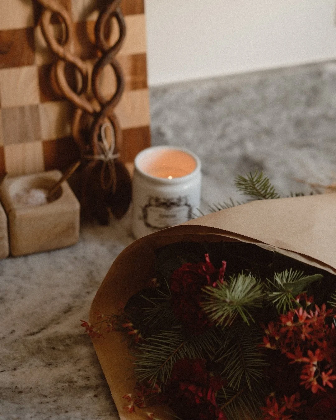 Your once-fresh bouquets don&rsquo;t need to be tossed &mdash; give them a second life.
Flowers from Kel Lake&rsquo;s flower farm dry beautifully and can be repurposed into simple, meaningful keepsakes. Here are a few ideas to extend their beauty thr