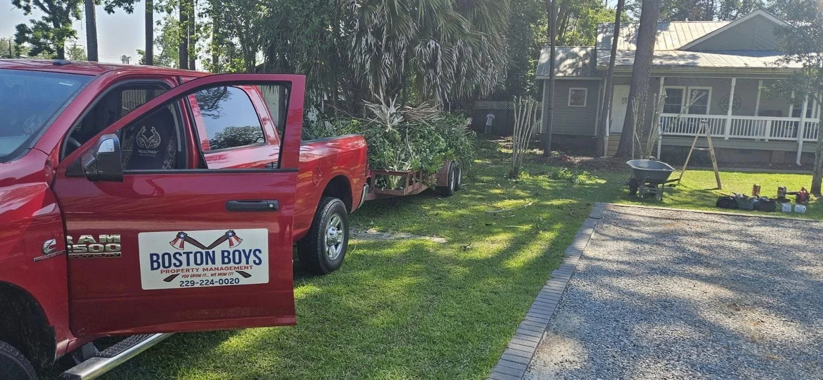 Laurie’s customers, Fernando and Kate embracing by the lake on their wedding day.
