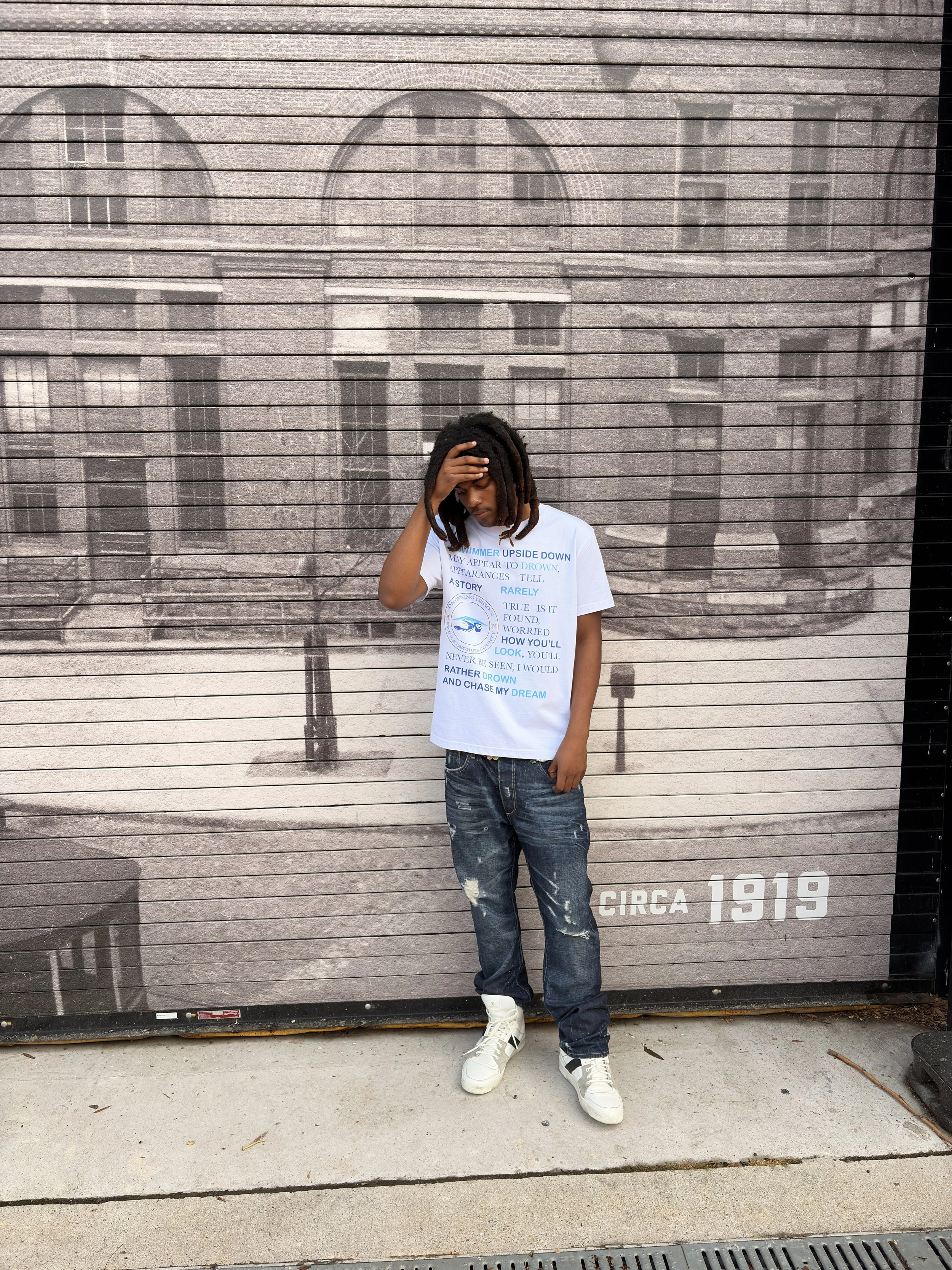 be • nigh 'Drowning Lessons' Tee