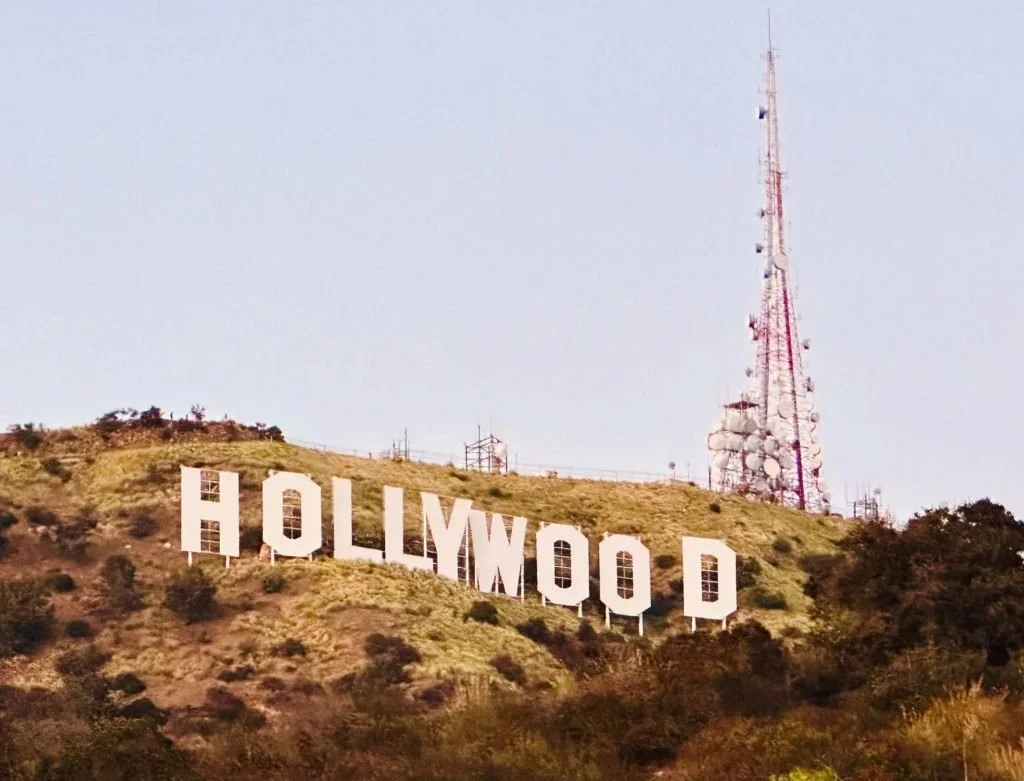 Scritta-di-Hollywood-storia-trail-e-consigli-per-raggiungerla-e-fotografarla9-scaled-e1722183126628-1024x781.jpg