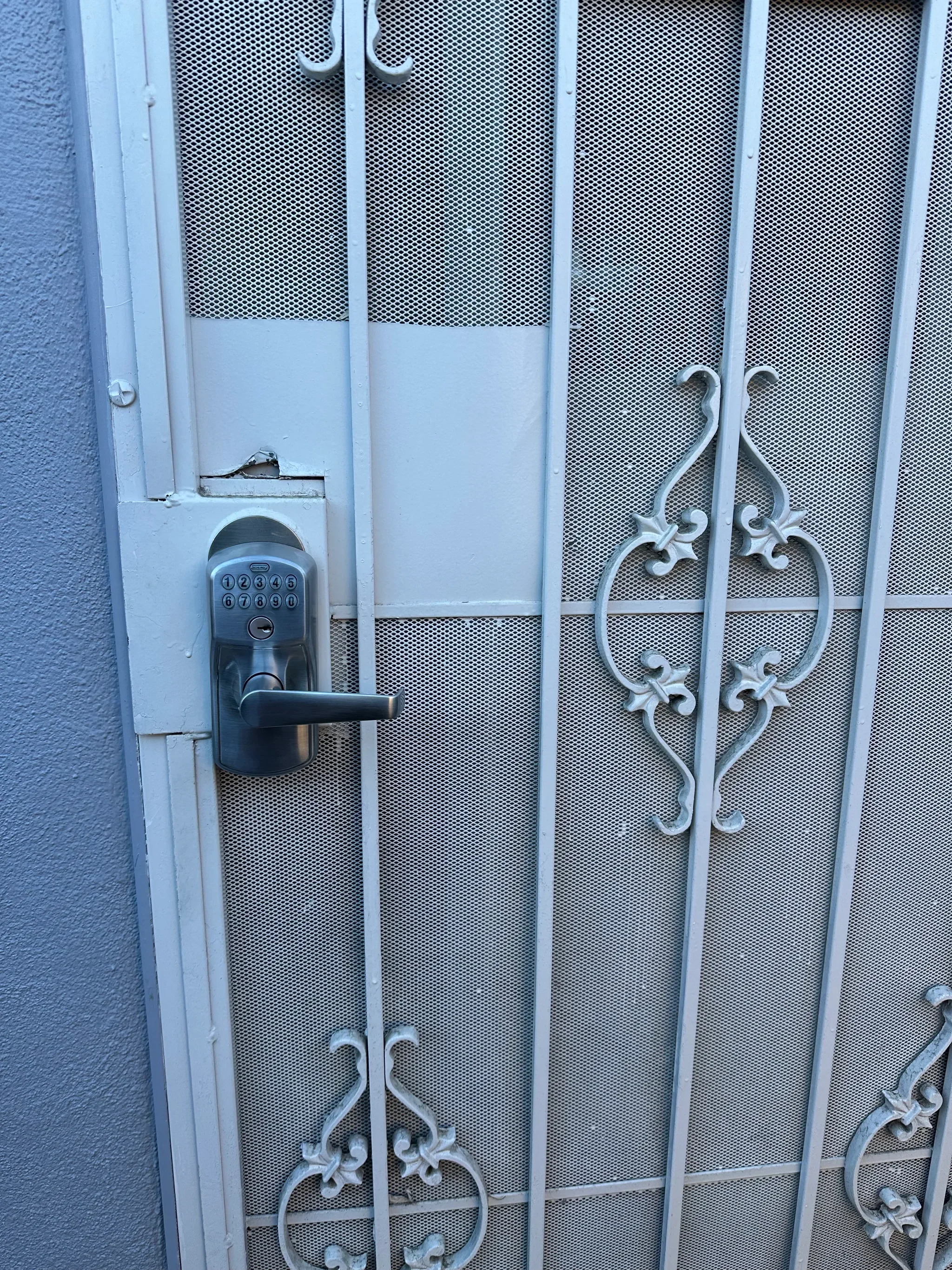 Schlage Electronic Keypad Lock - Overview, common problems and fixes