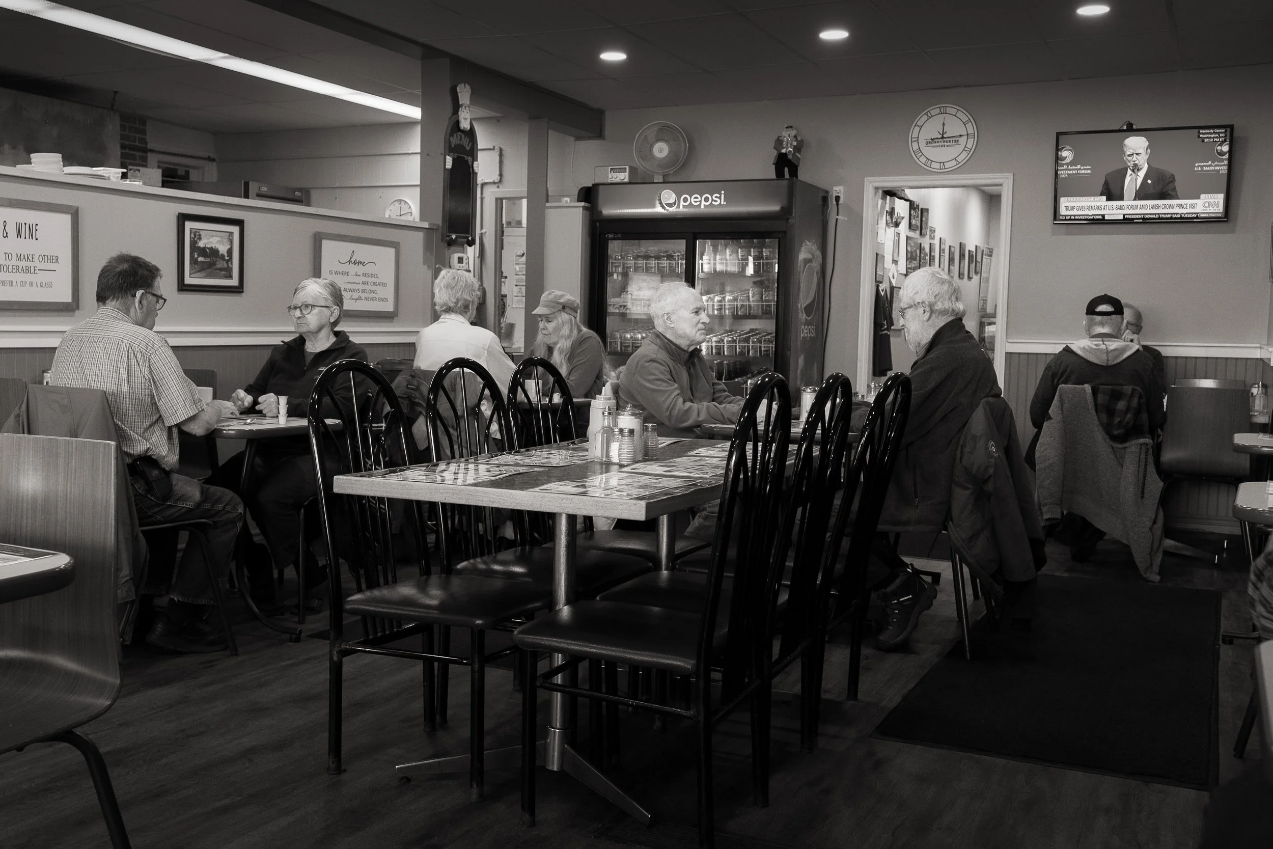 Trump Addresses Country Café – Orono 2025