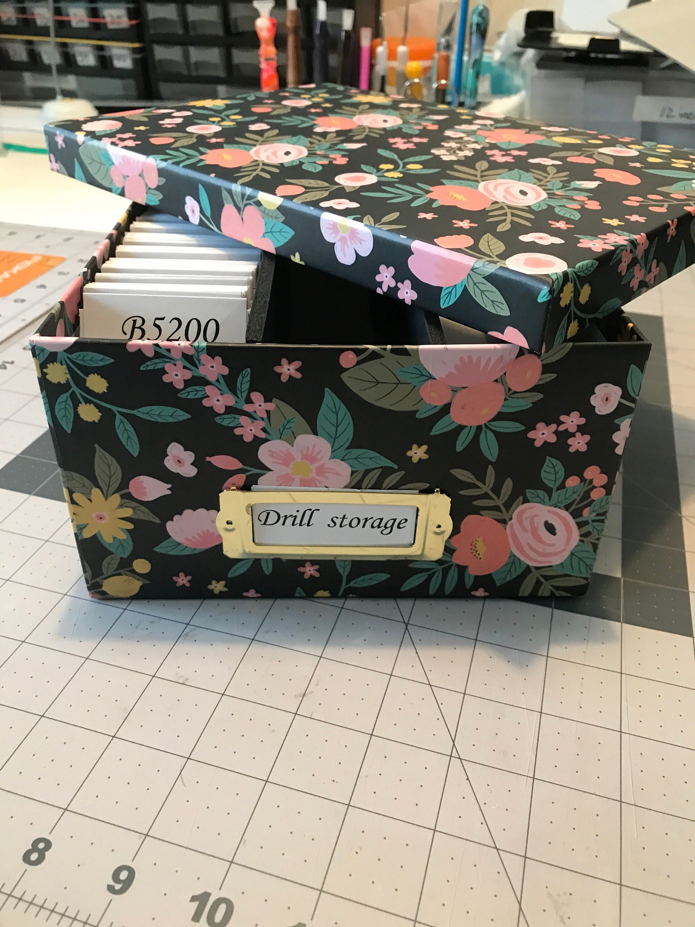 https://i.etsystatic.com/27373229/r/il/4ddbfa/2950091021/il_fullxfull.2950091021_mvsb.jpg